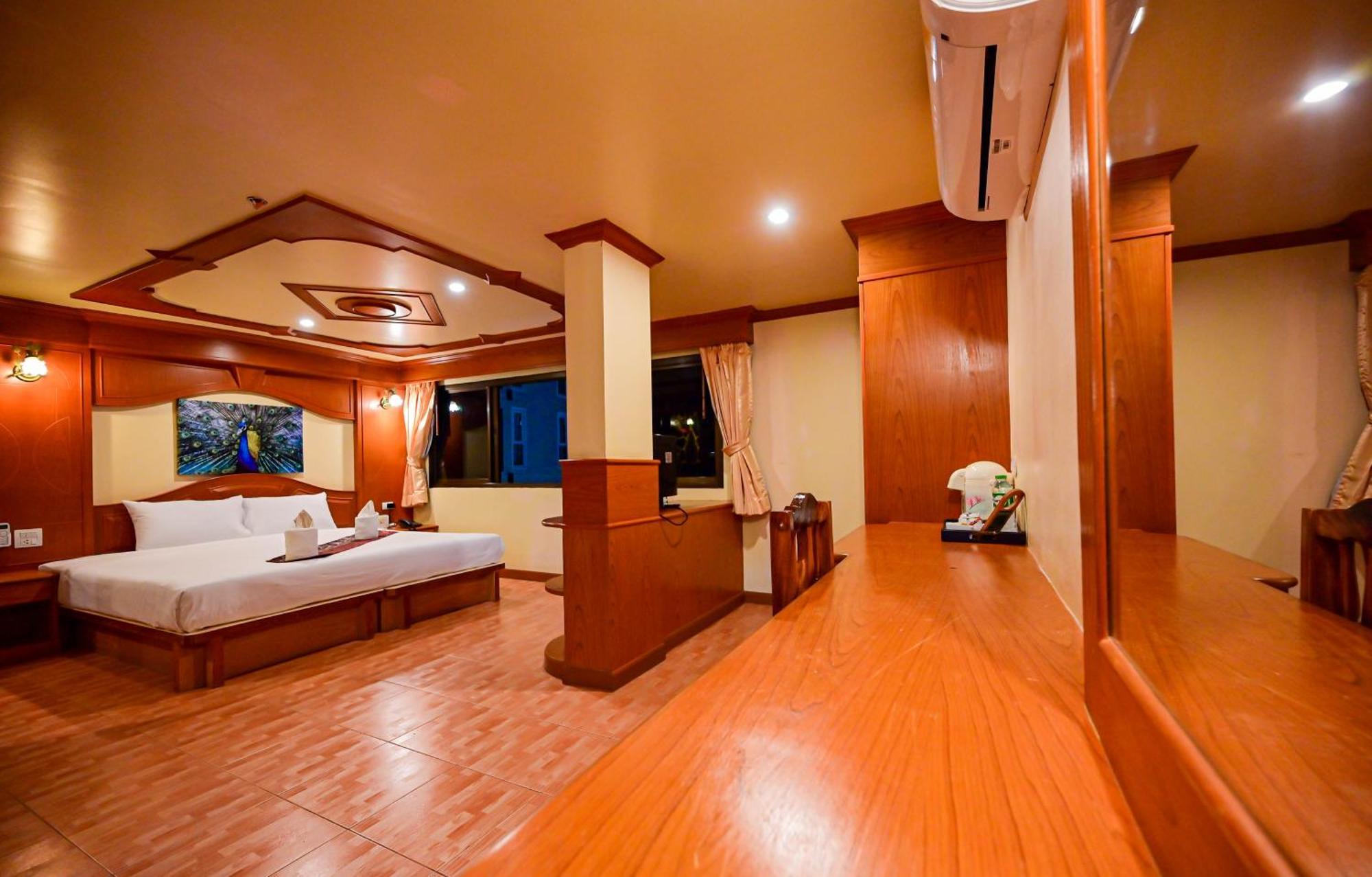 Hotel Tiger Complex 3*