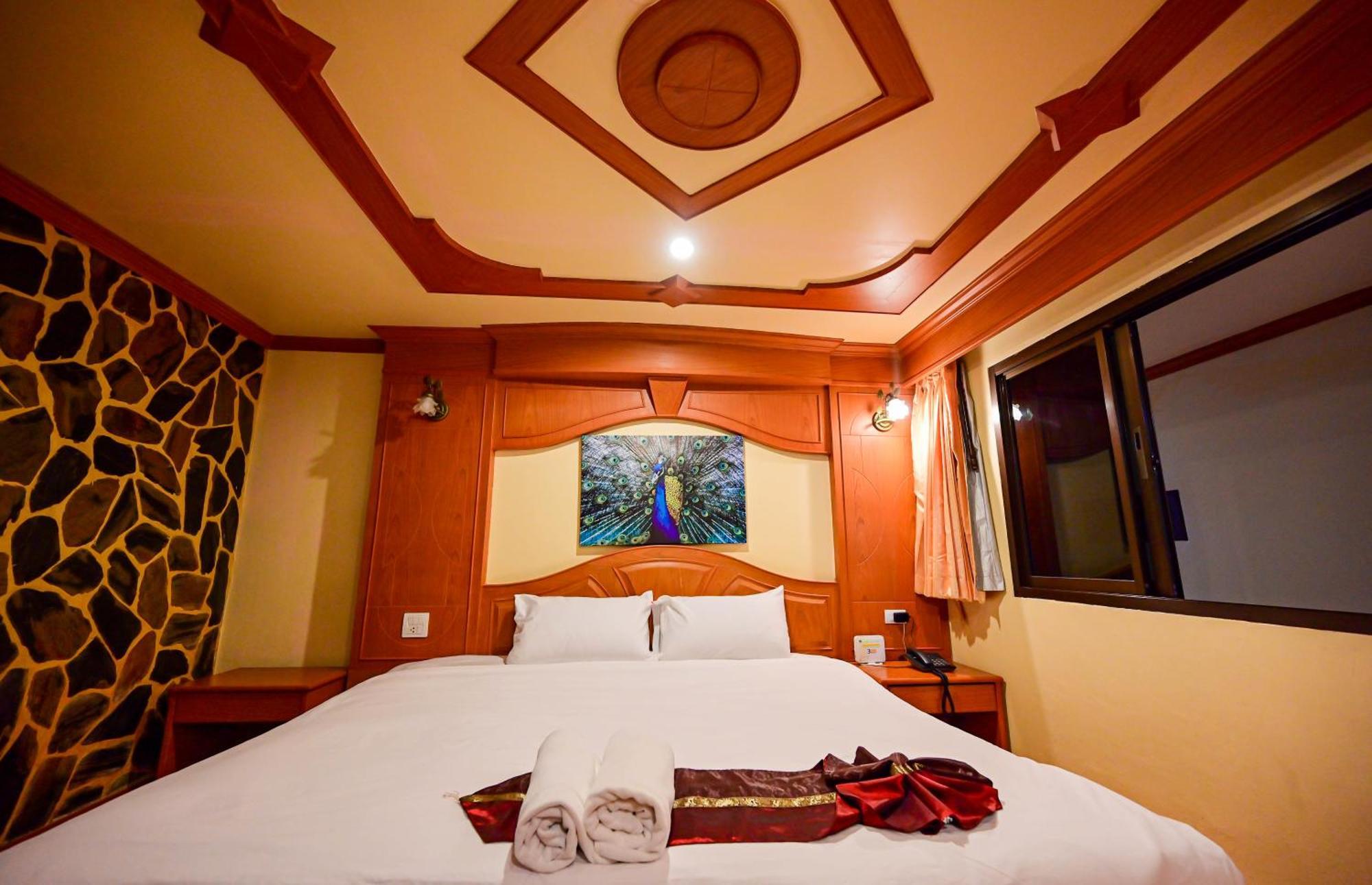 Tiger Complex Hotel 3*