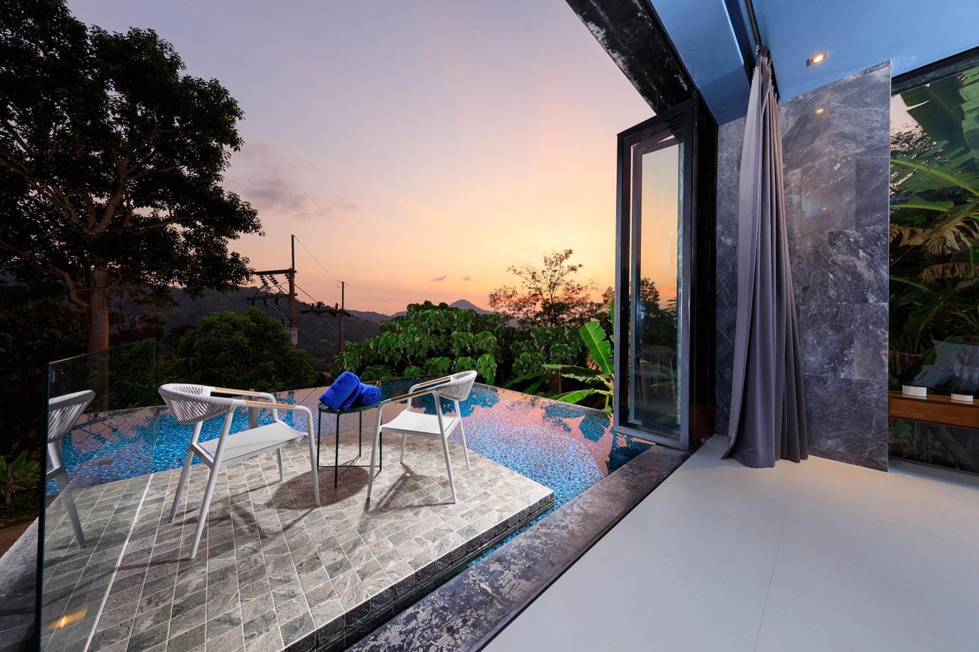 Romantic In The Tropics Near Villa