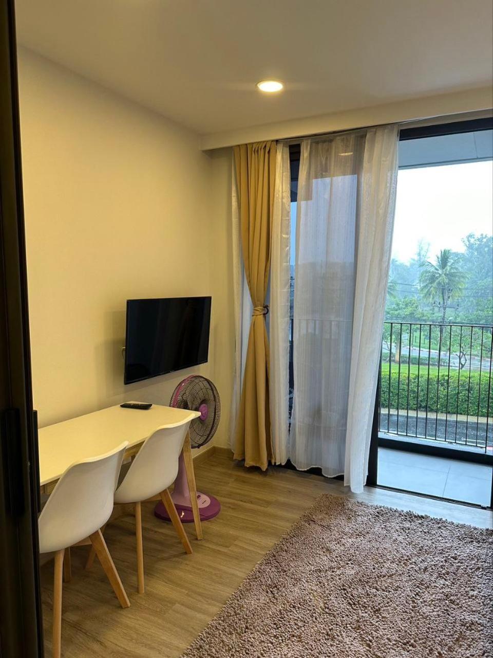 In Skypark Laguna Apartment *