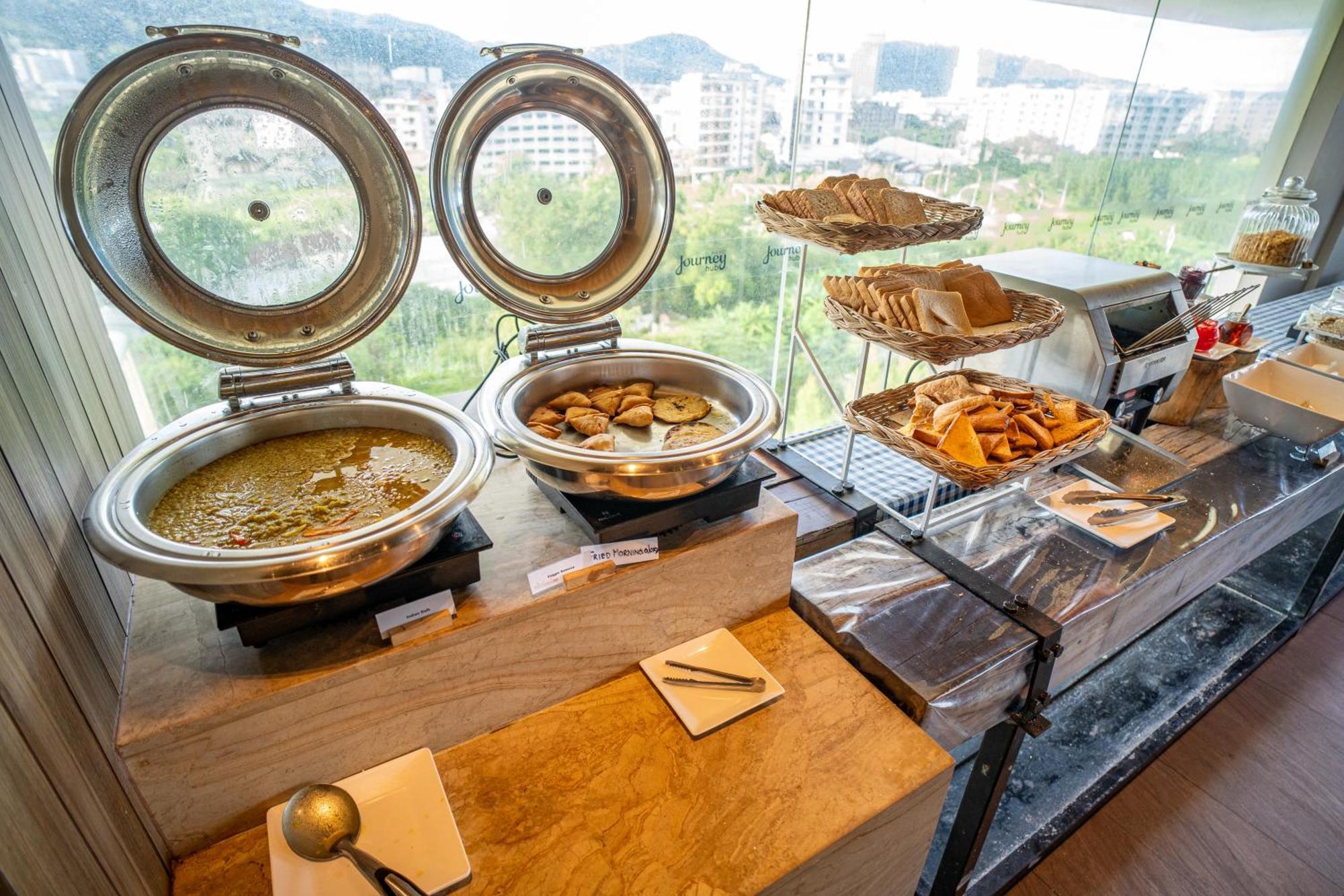 Hotel Journeyhub Phuket Patong