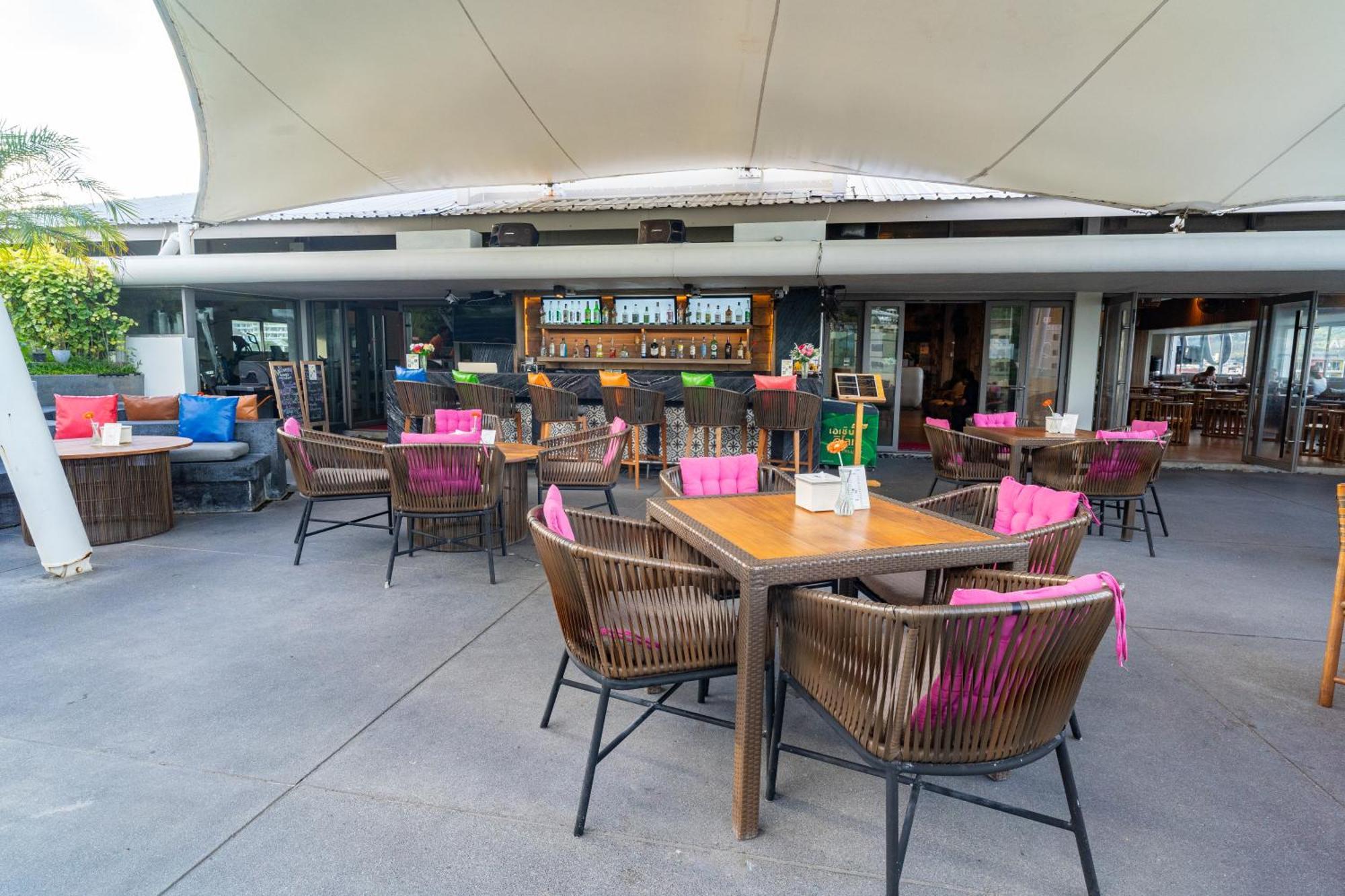 Hotel Journeyhub Phuket