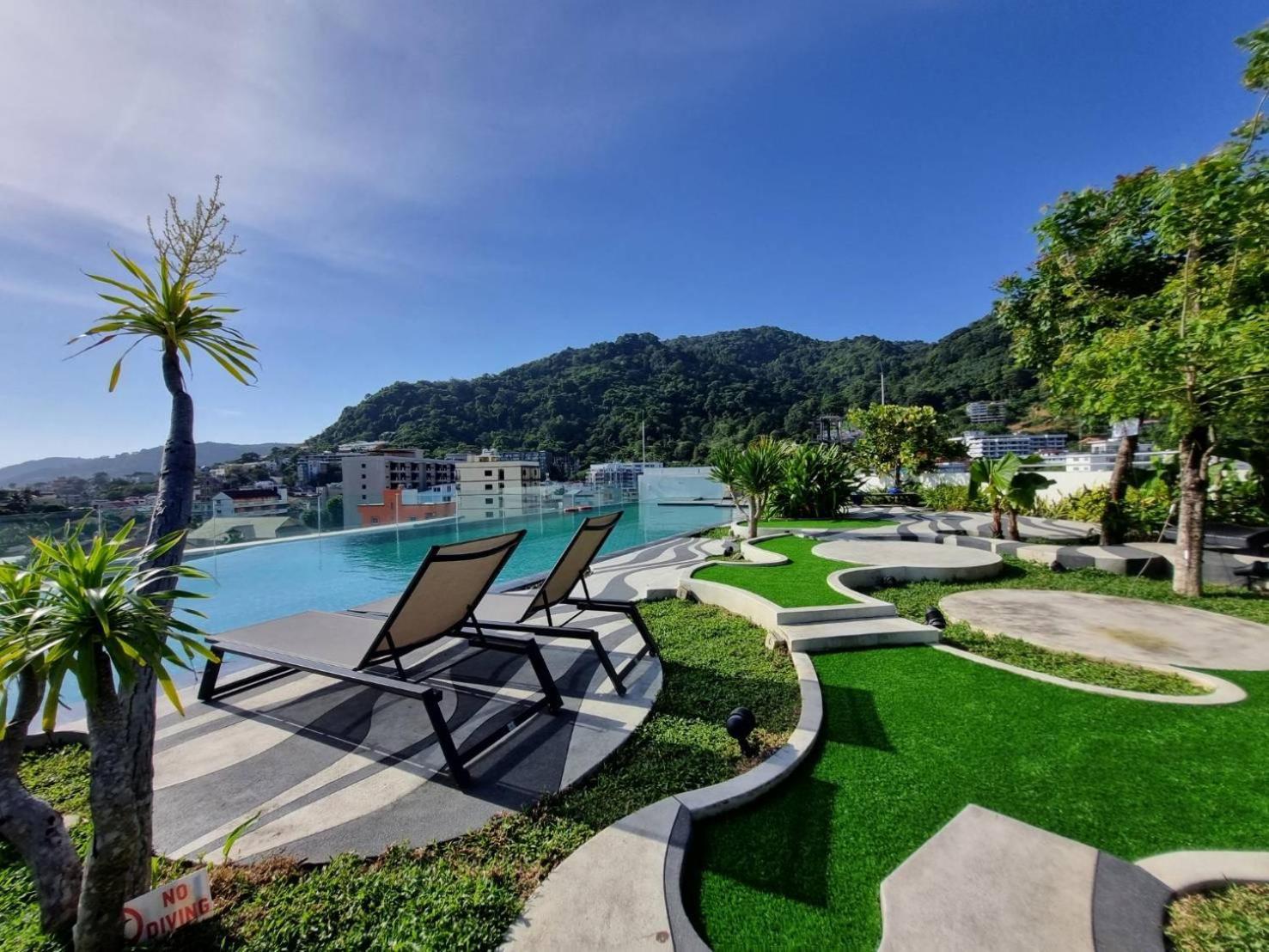 Journeyhub Phuket Hotel Patong