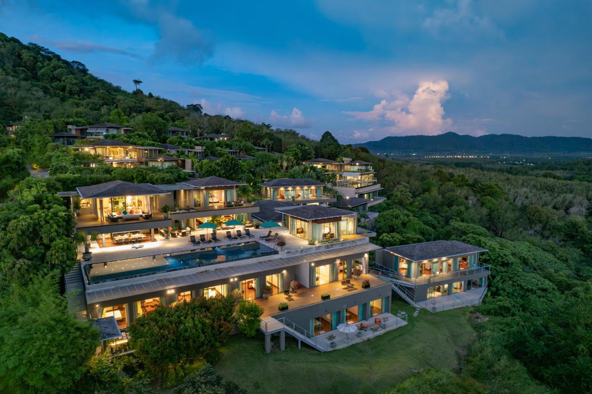 Tropical Castle Phuket By Resava * Strand Layan