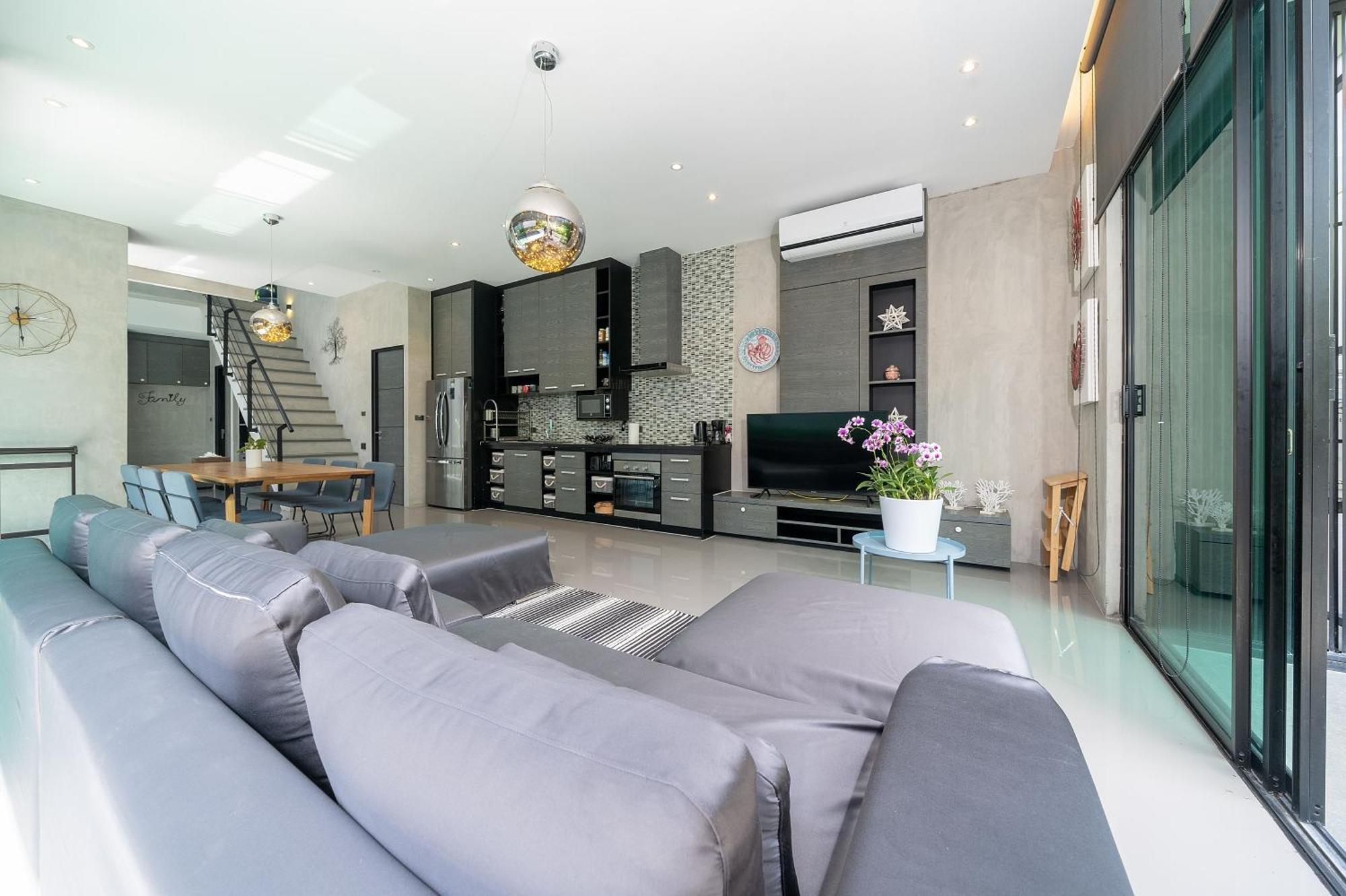 Lami - Luxury 3-bedroom Modern In With Private Pool, Gym & Sauna Phuket