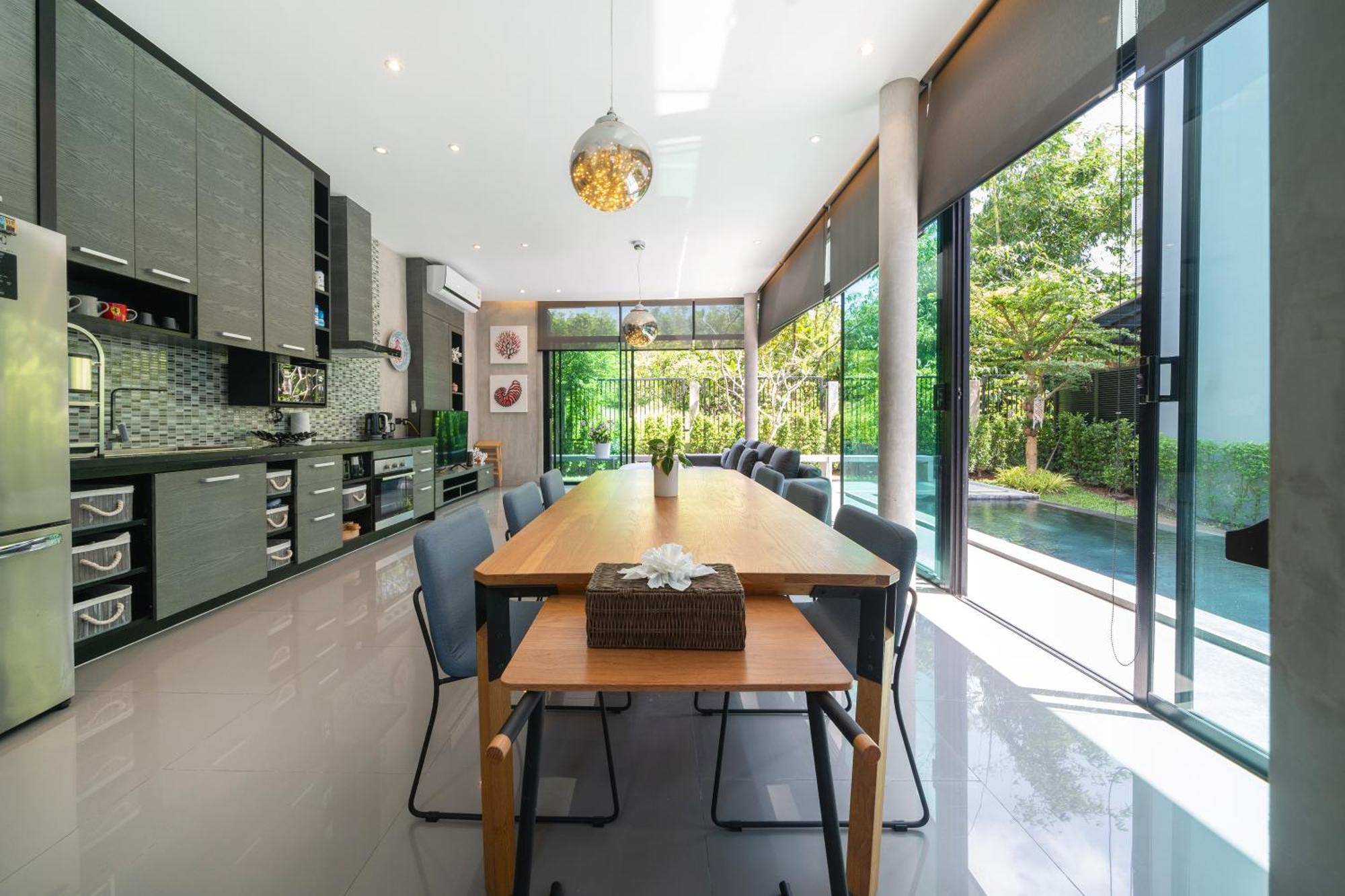 Villa Lami - Luxury 3-bedroom Modern In With Private Pool, Gym & Sauna *