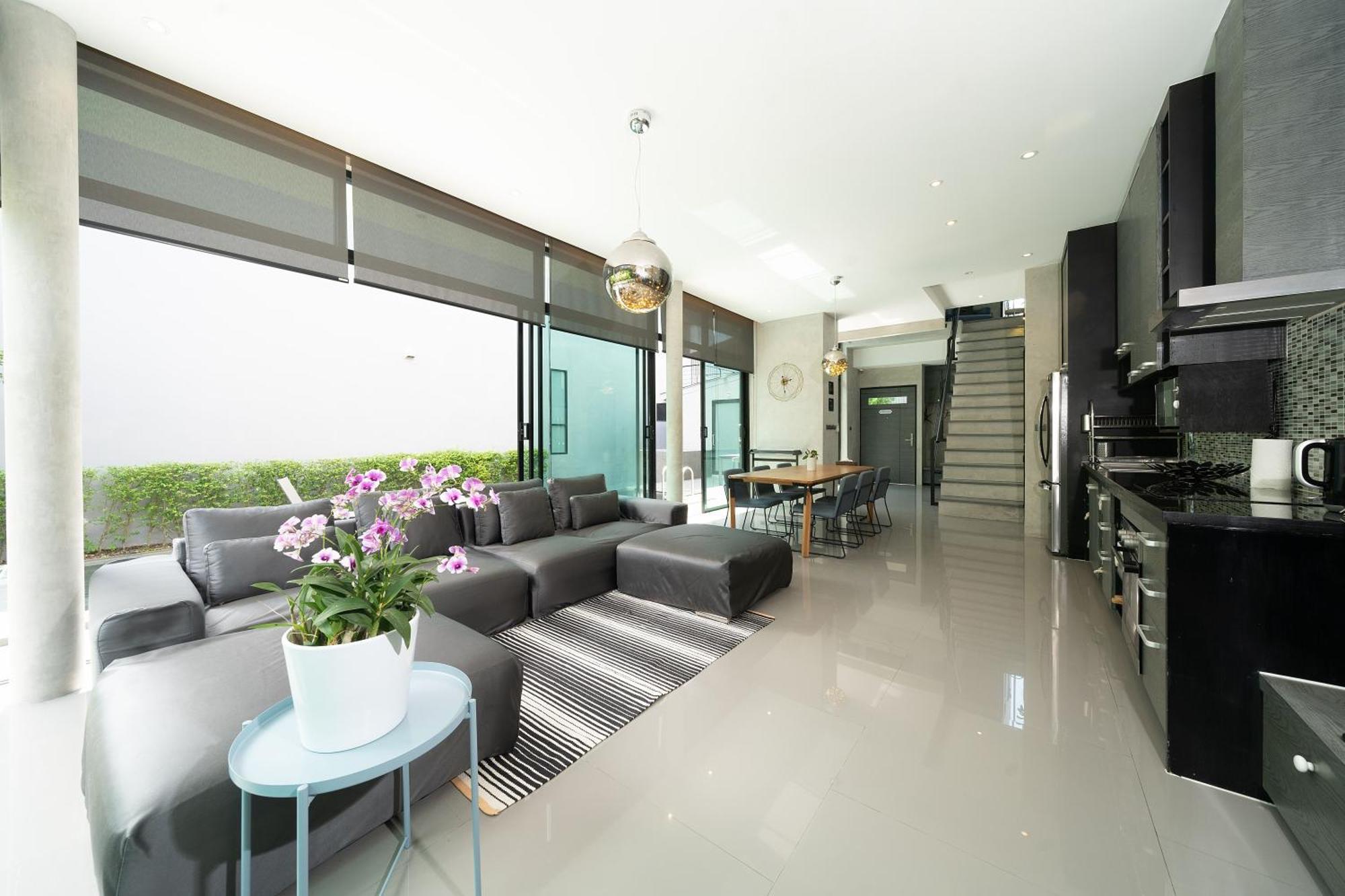 Villa Lami - Luxury 3-bedroom Modern In With Private Pool, Gym & Sauna