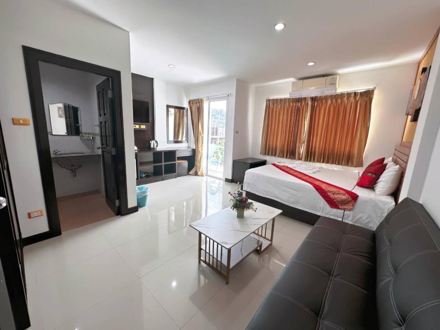 Abby's House 3*