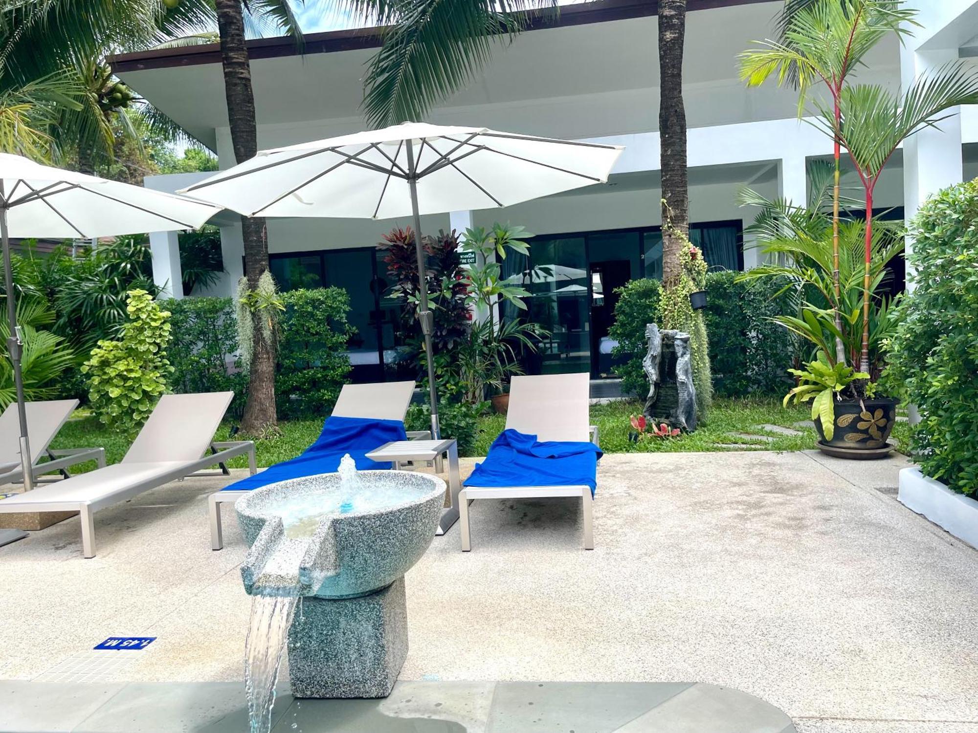 Lotus Bleu & Restaurant Resort