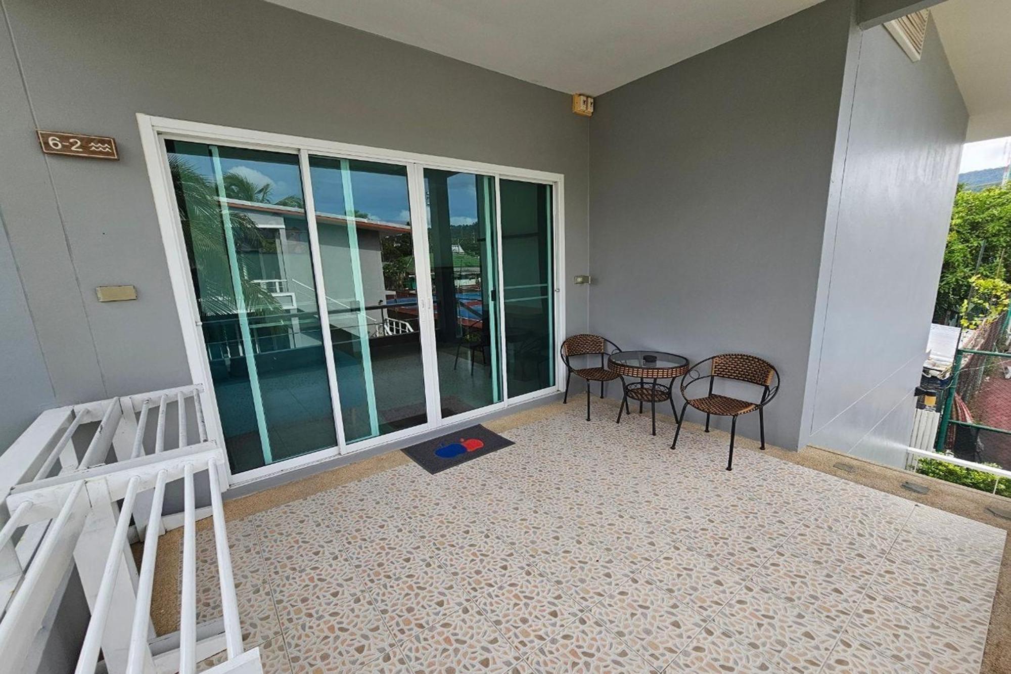 Hotel The One Cozy Vacation Sha Chalong