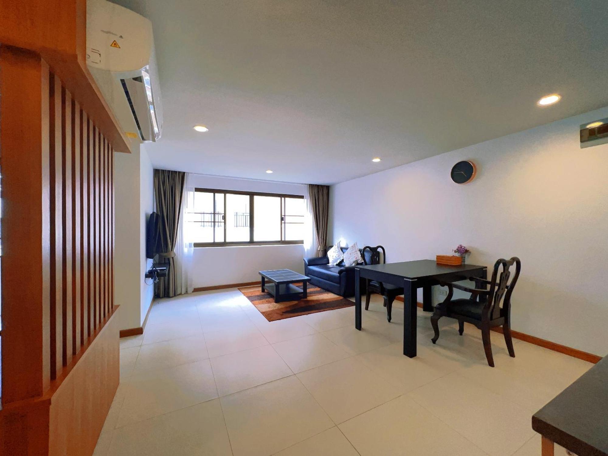 Apartment 舒适 Anjing 民宿: 海滩附近的 Zhongwen 风格公寓 Patong