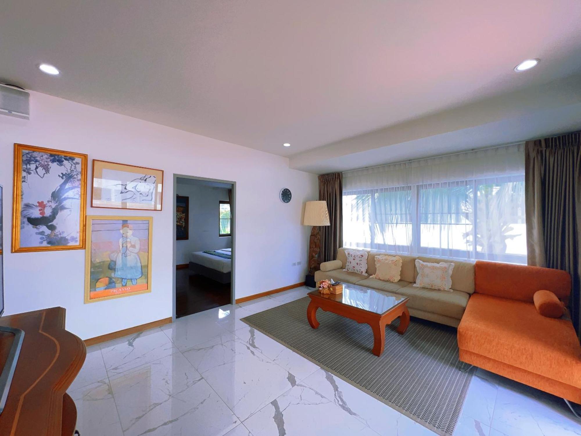 舒适 Anjing 民宿: 海滩附近的 Zhongwen 风格公寓 Apartment Patong