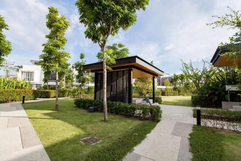 3bdr Townhouse In Laguna Park
