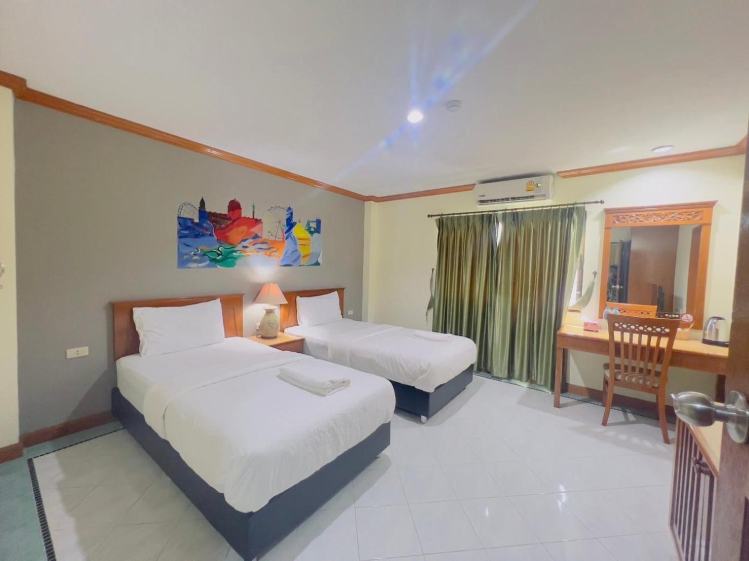 Royal Vista 3* Patong