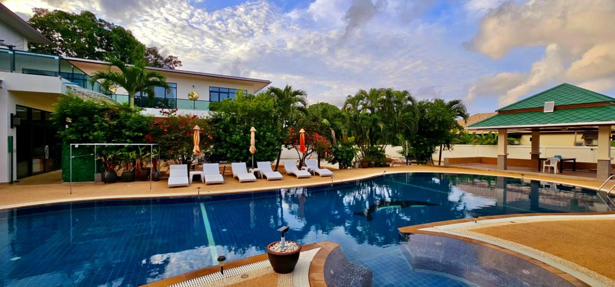 Rawai Pool Villa