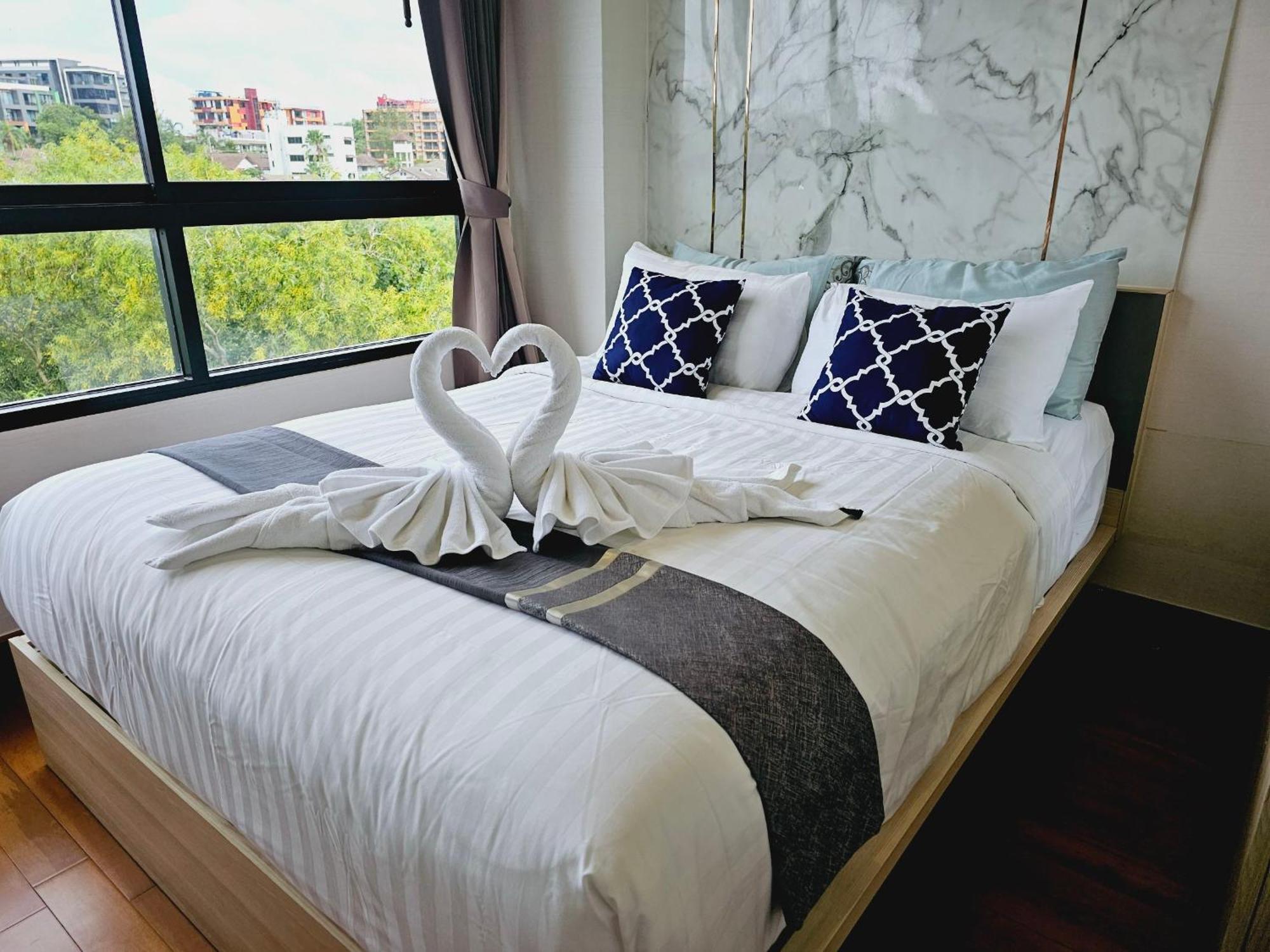 The Naiharn By Sala Estate