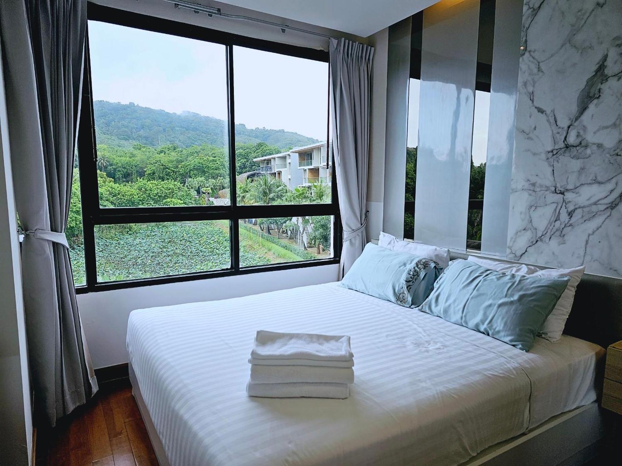 The Naiharn By Sala Estate