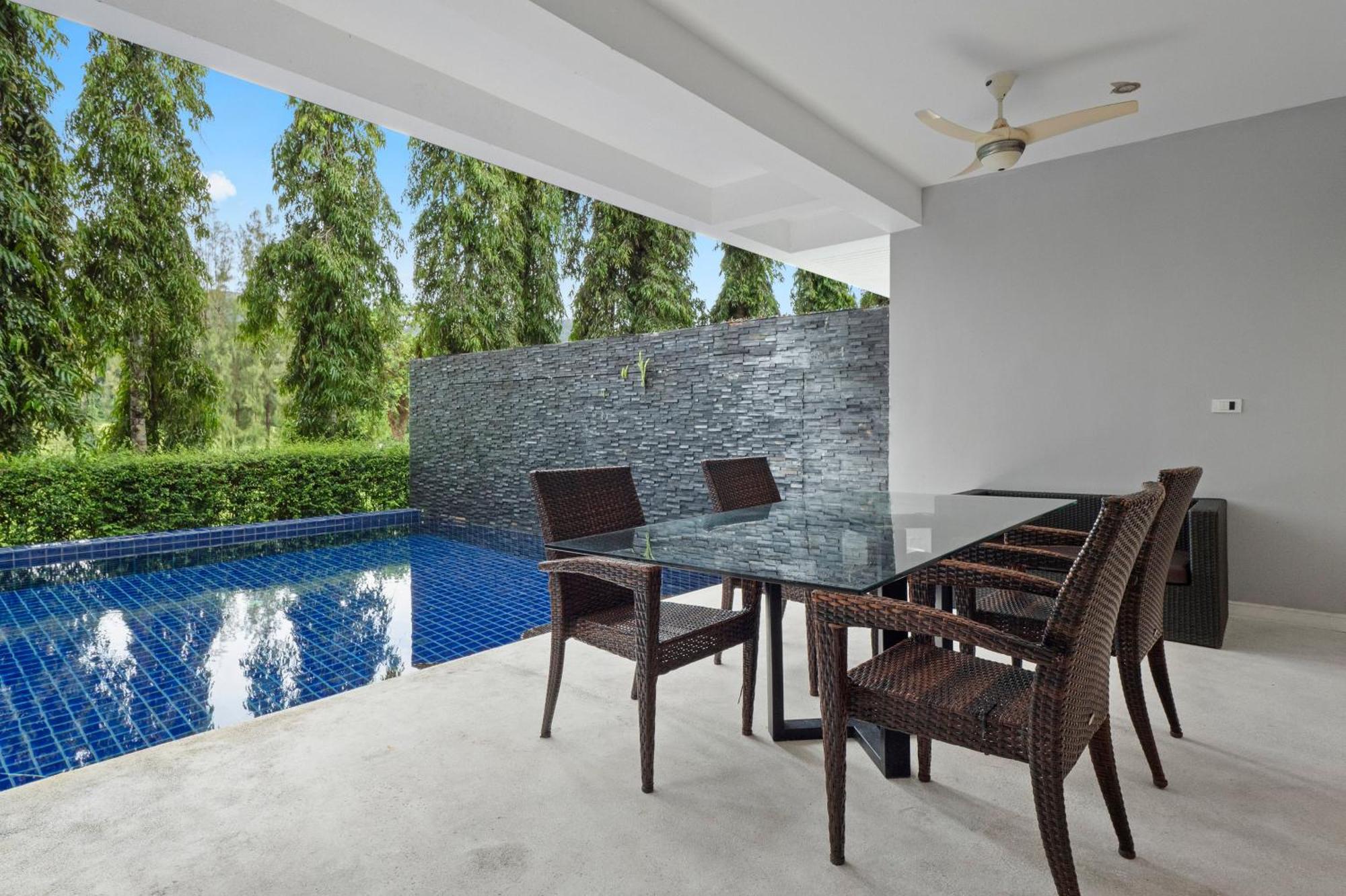 Vakantiehuis 4 Bedrooms & Bathroom For Up To 12 Guests 7kms To Patong At The Fairways Golf *
