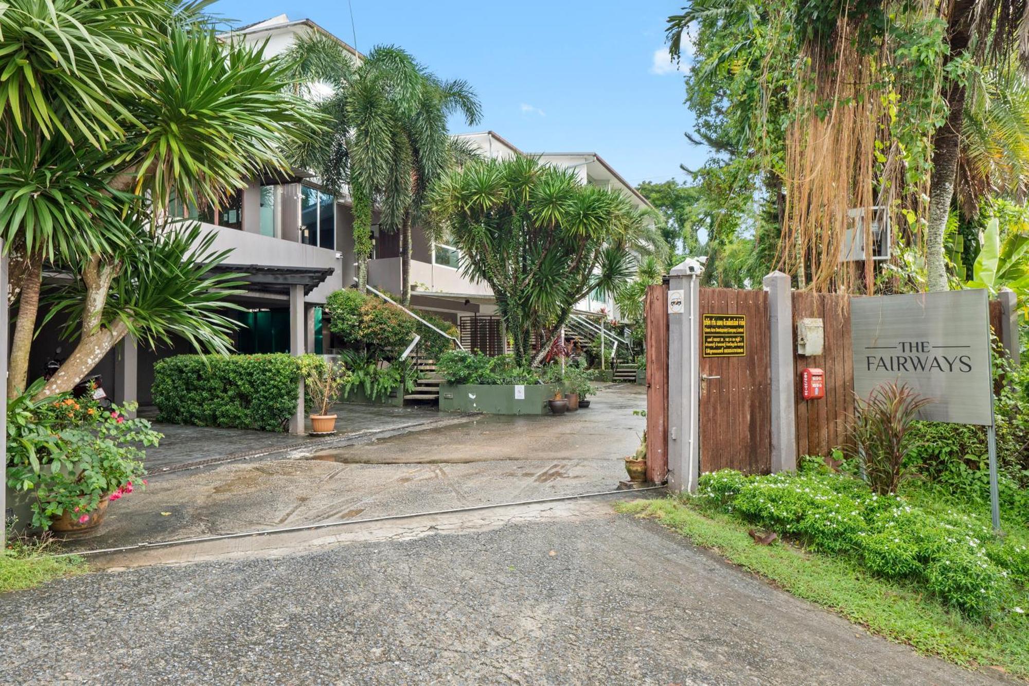 4 Bedrooms & Bathroom For Up To 12 Guests 7kms To Patong At The Fairways Golf Phuket