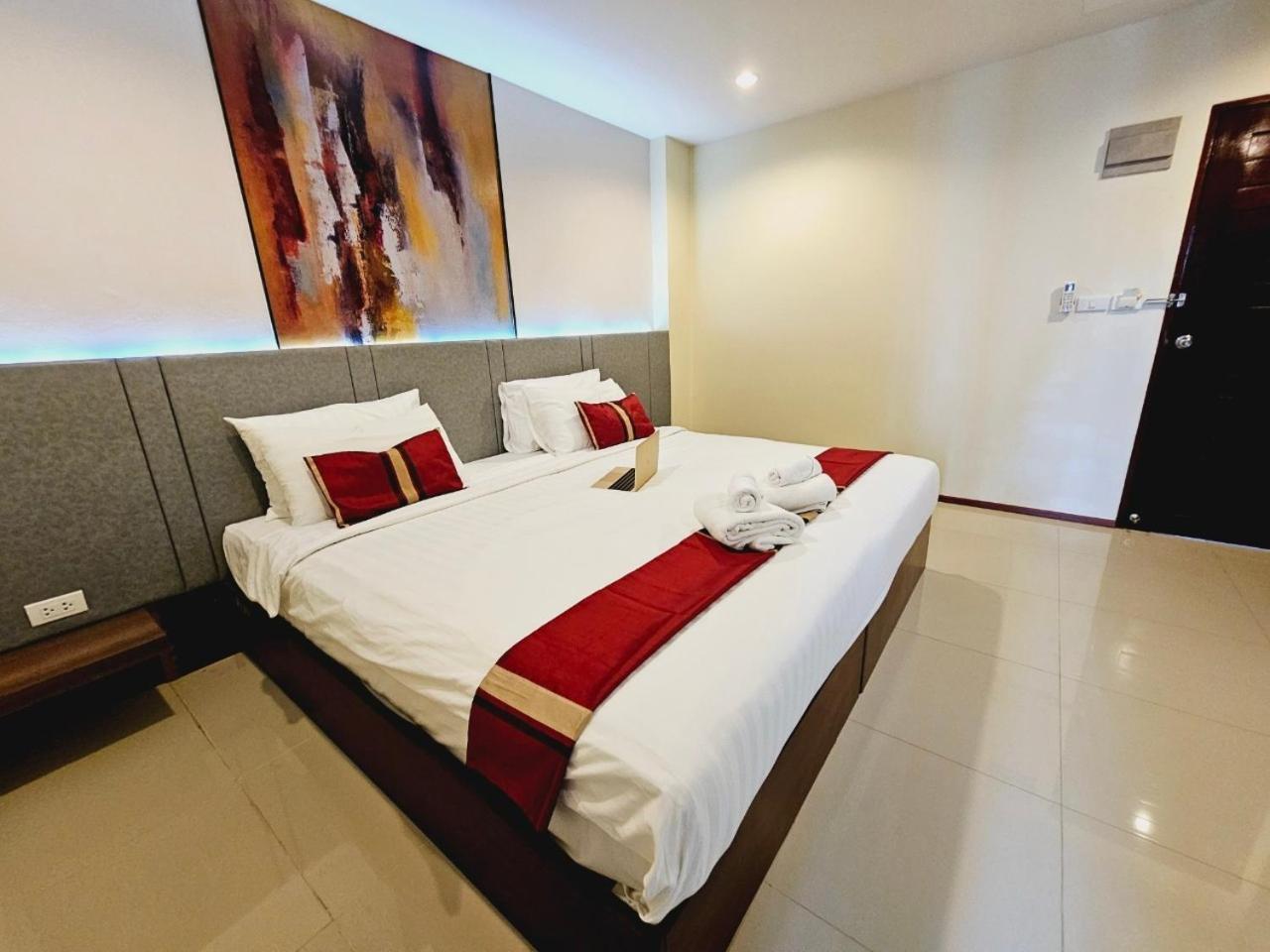 Stayhere@airport Service * Ban Bo Han