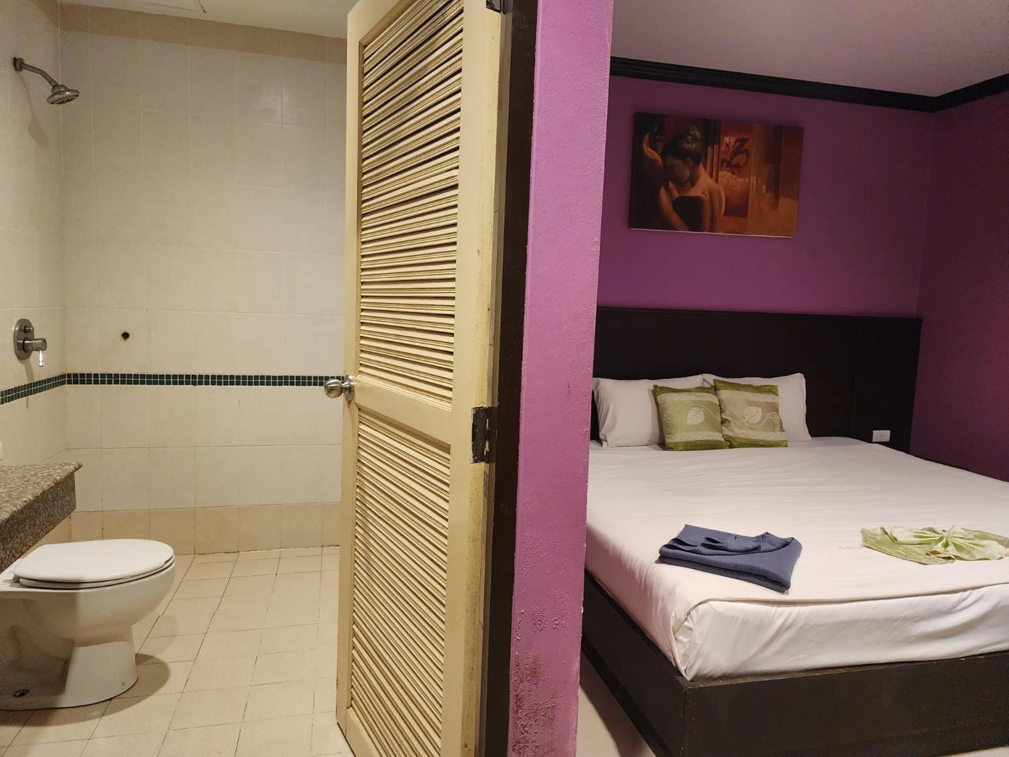 Hollywood 3* Patong