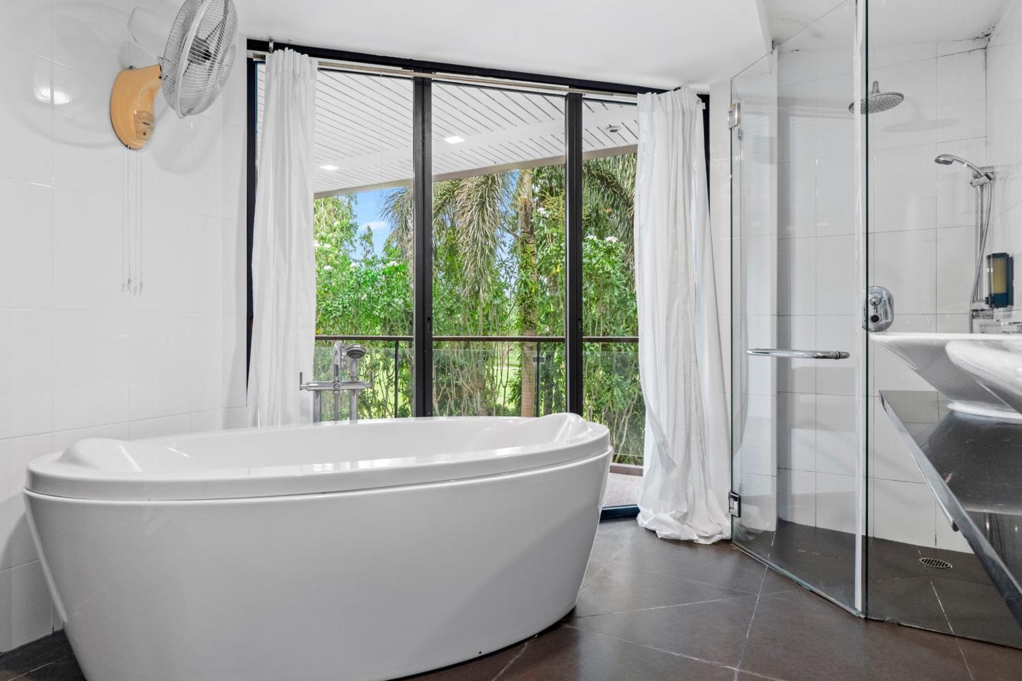 Villa The Fairways - 4 Bedroom For 10 Guests - 7kms To Patong