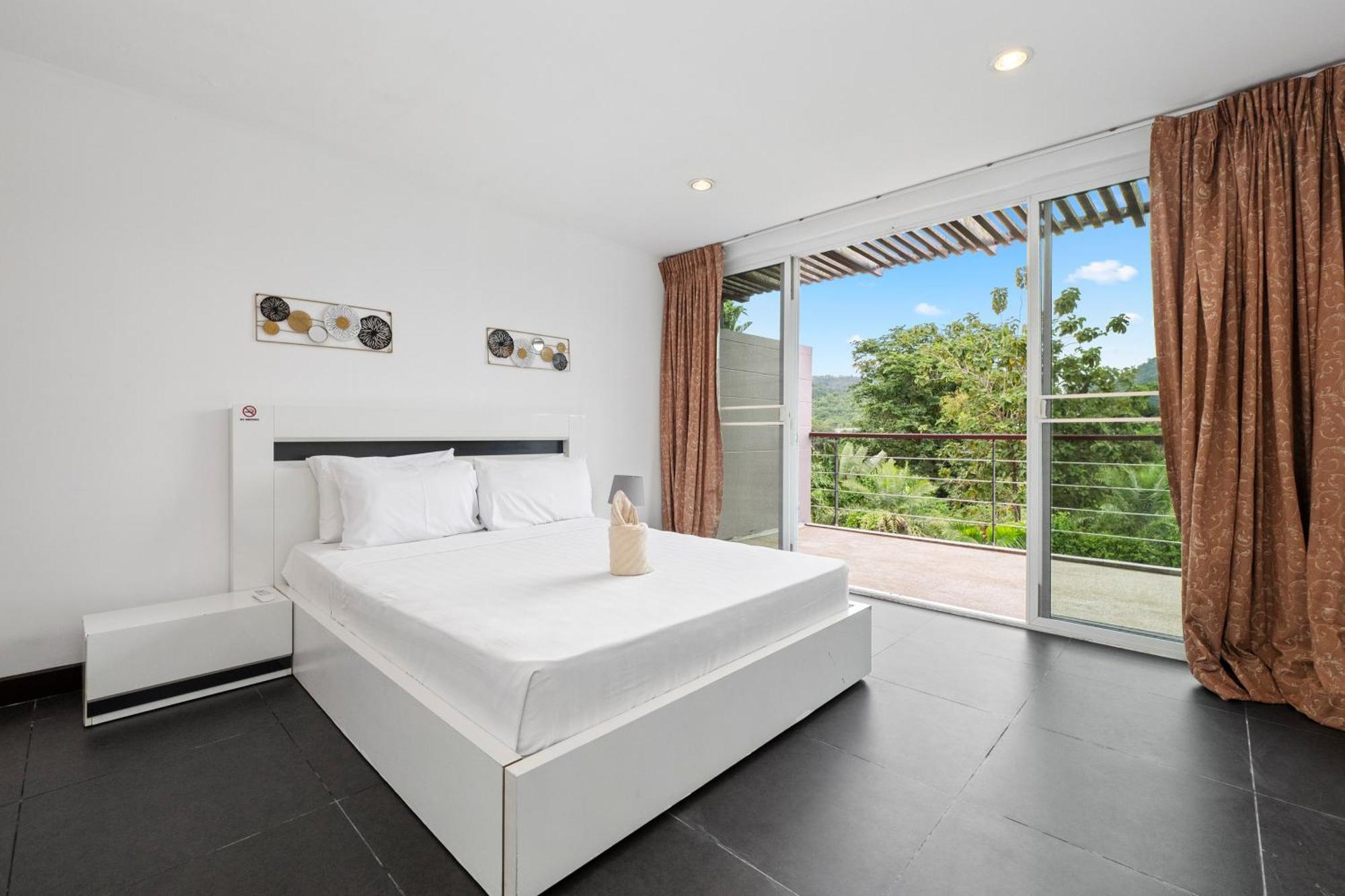 The Fairways - 4 Bedroom For 10 Guests - 7kms To Patong