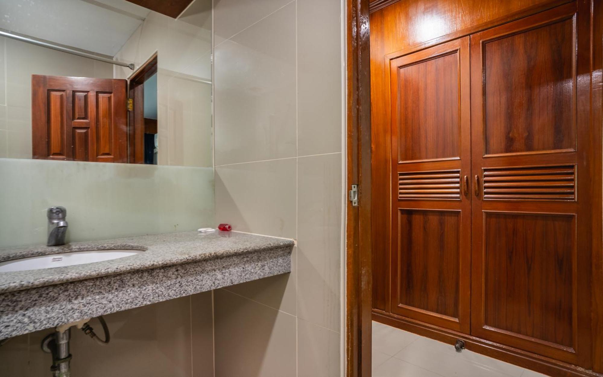 Gp House Phuket Hotel