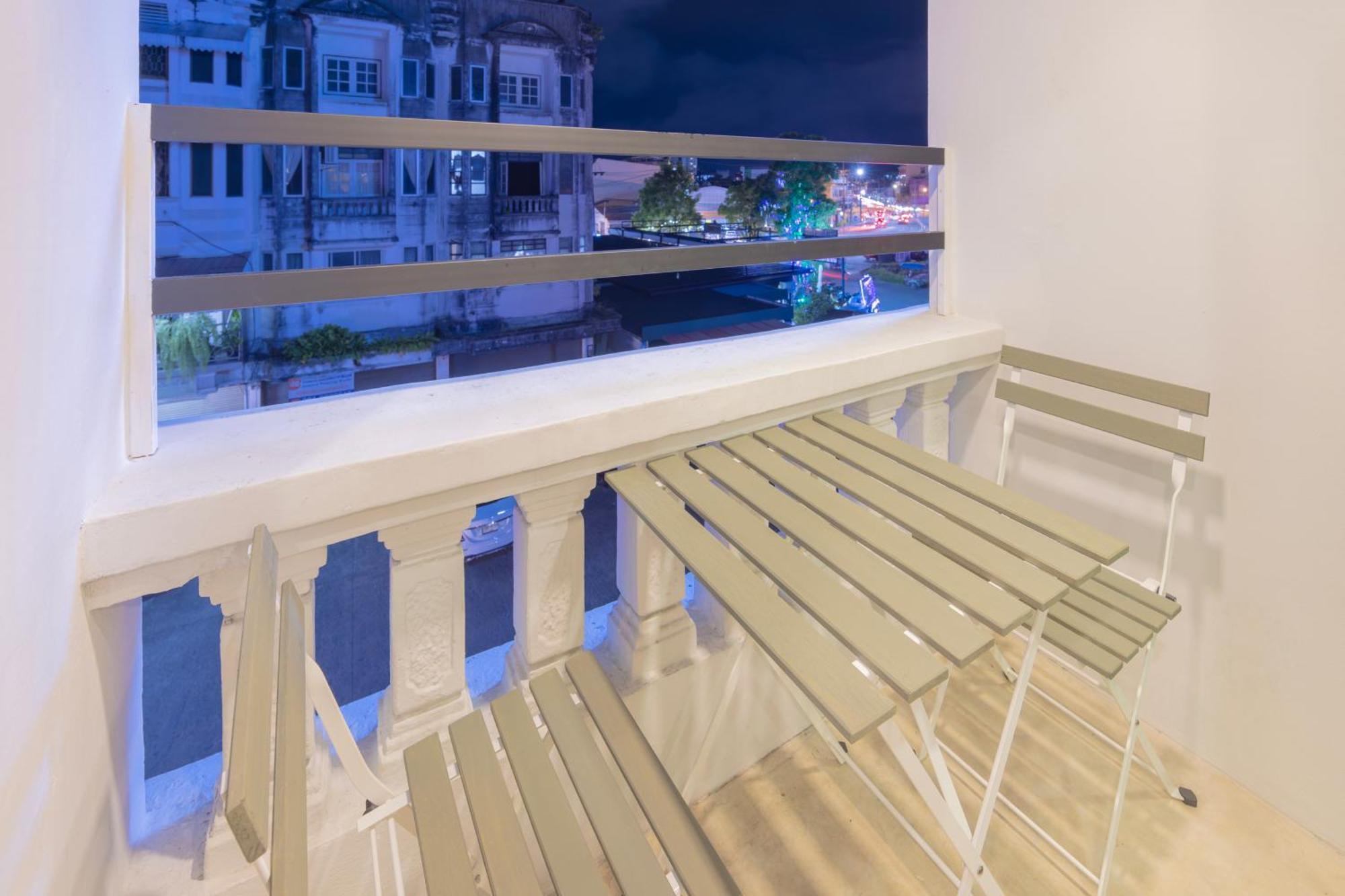 Chamemon Bed Town Hotel 3*