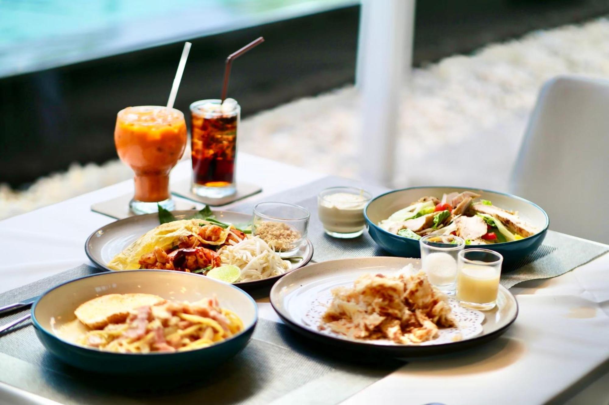 Hotel The Pago Design Phuket-sha 4*