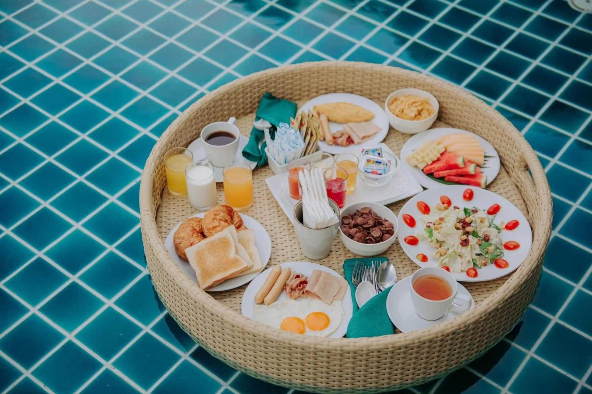 The Pago Design Phuket-sha Hotel