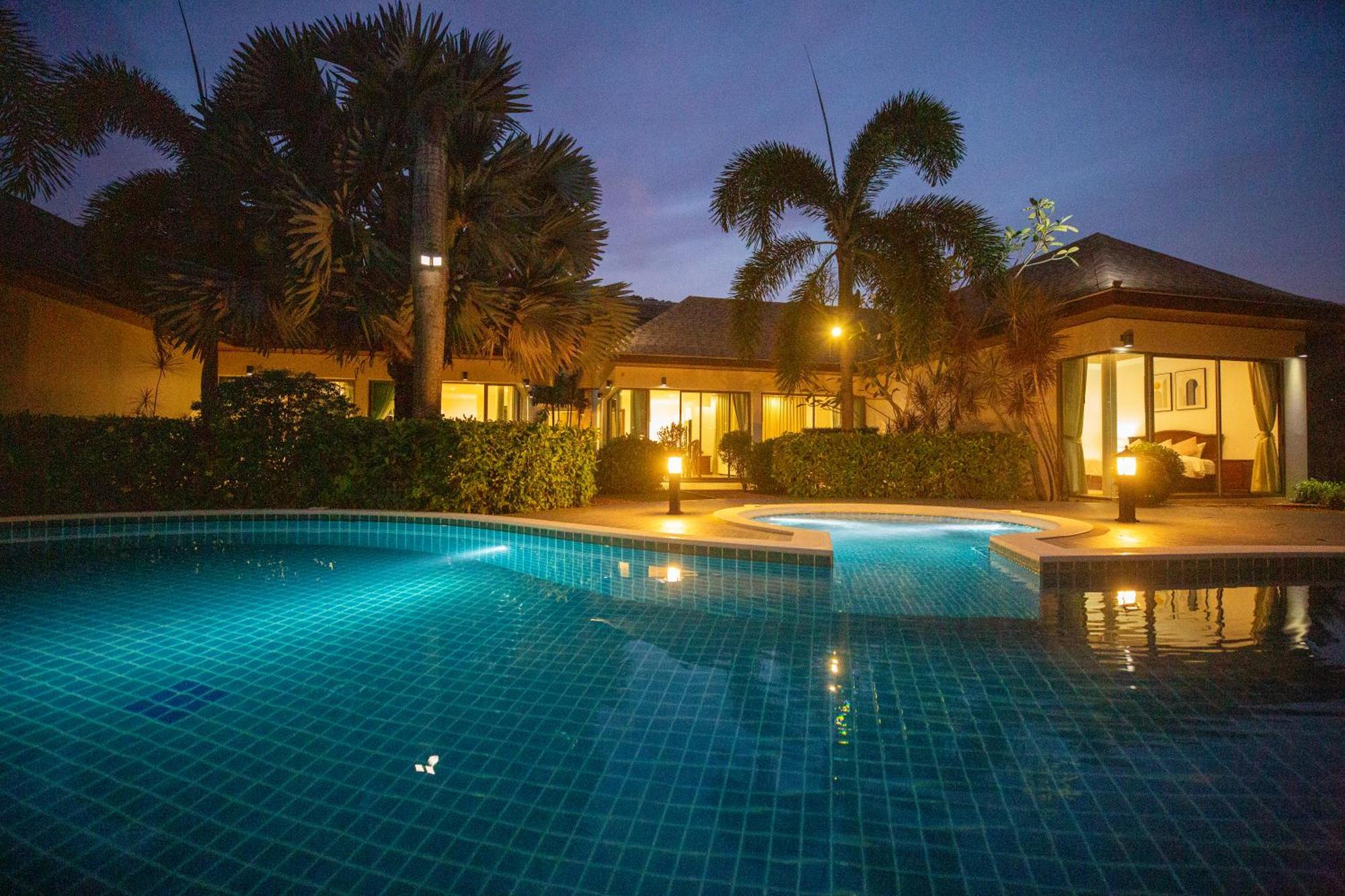 Phuket Boutique Pool Villa-80 *