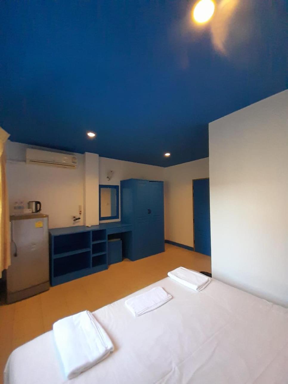 Hotel Blue Planet