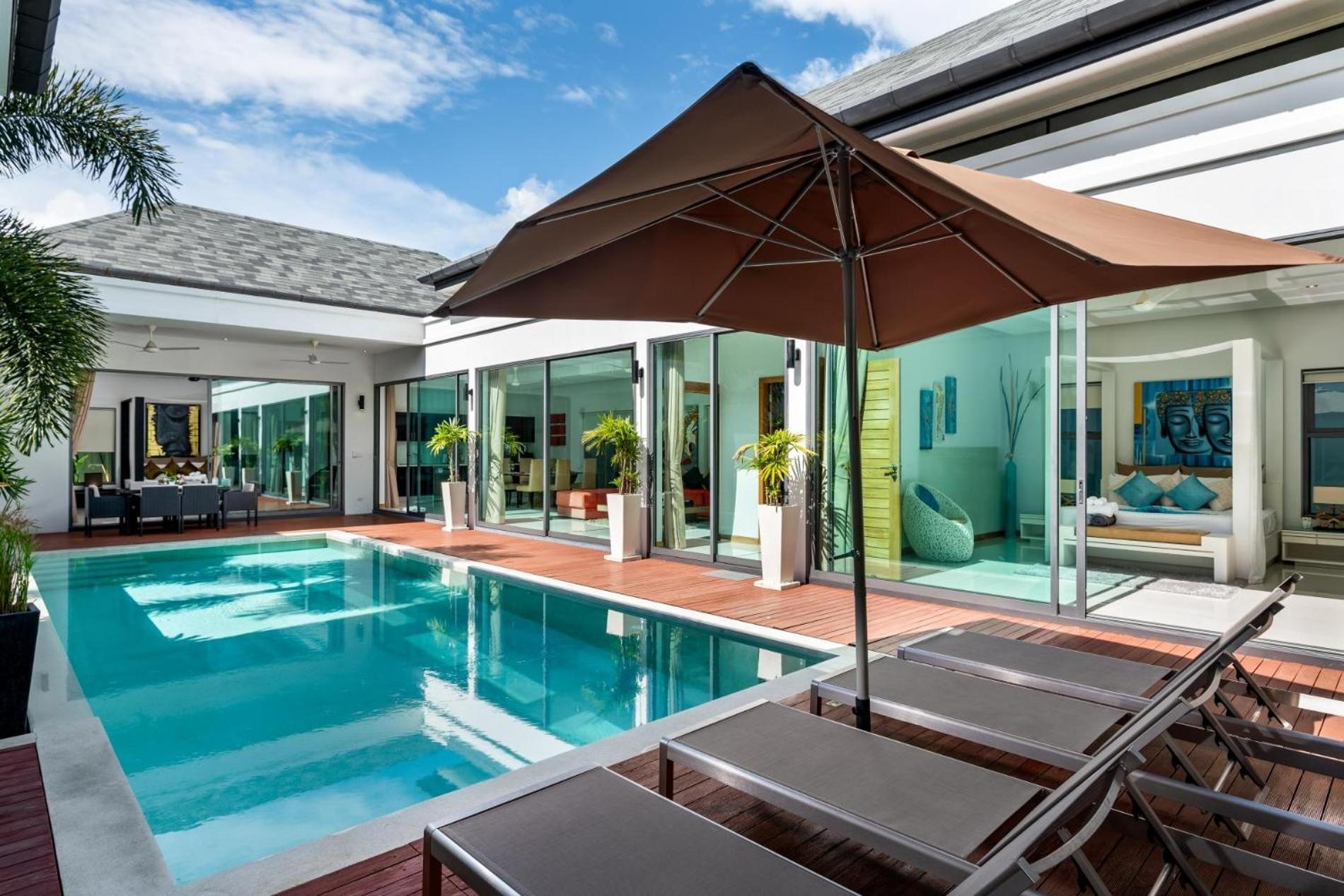 Crystal Pool Villa *
