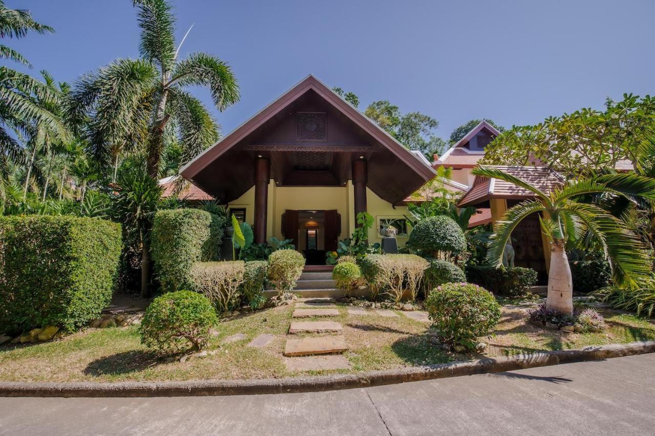 Solas Pool In Nai Harn Villa Rawai