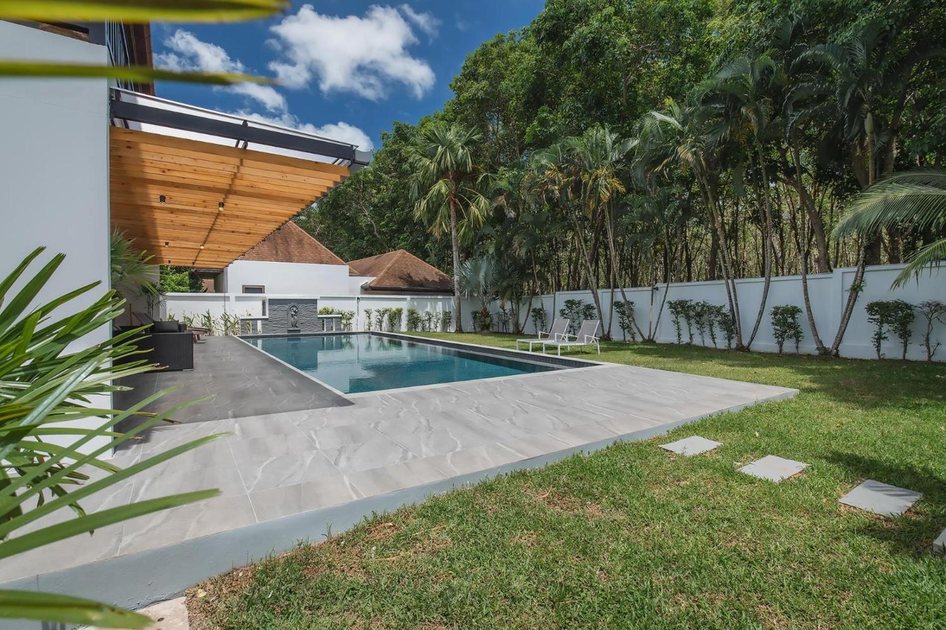 Villa Eden Pool In