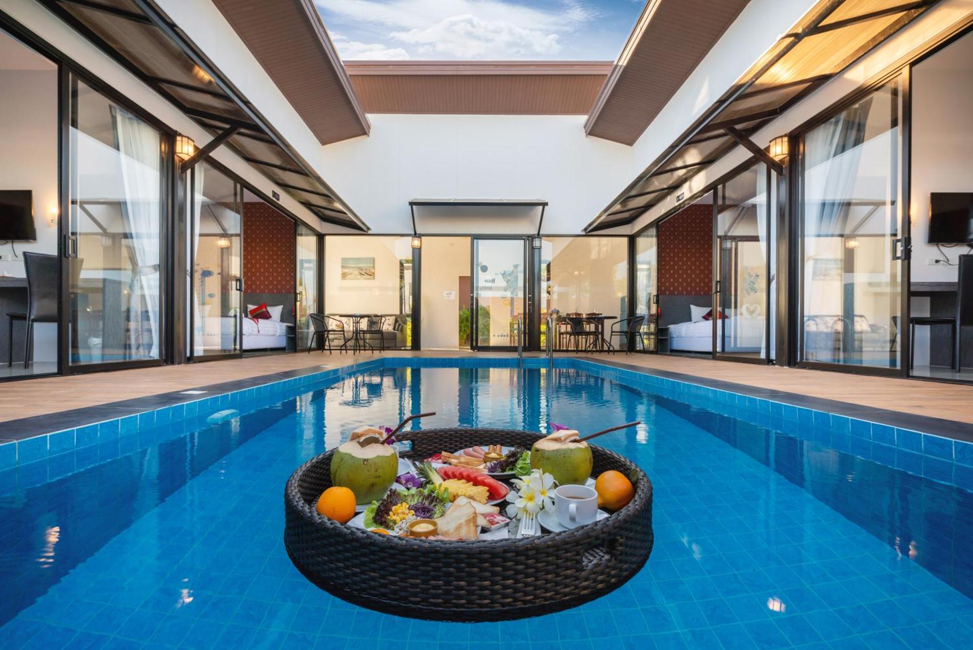 Thames Tara Private Pool Phuket - Sha Extra Hotel