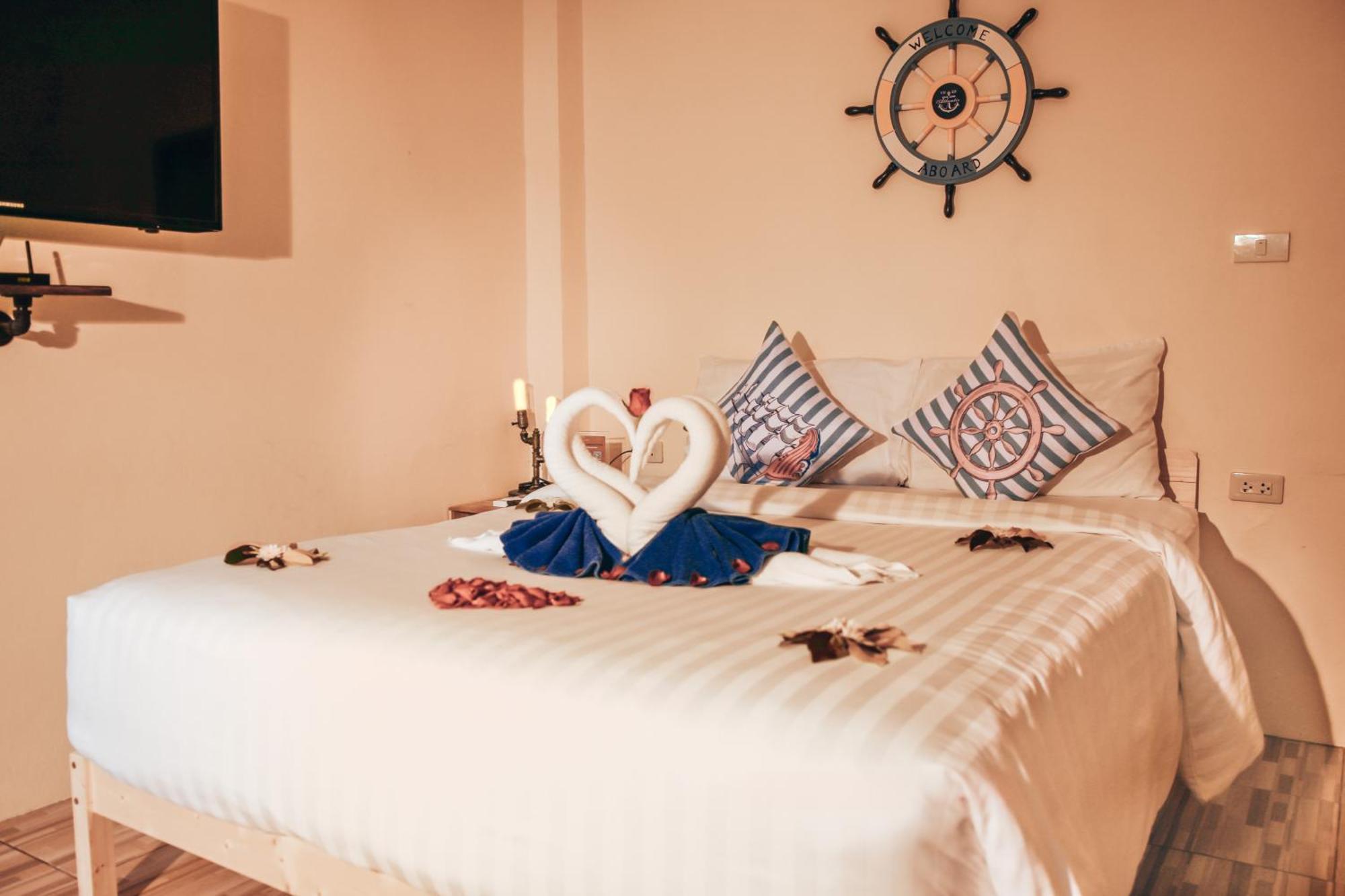 Namphung Phuket Boutique