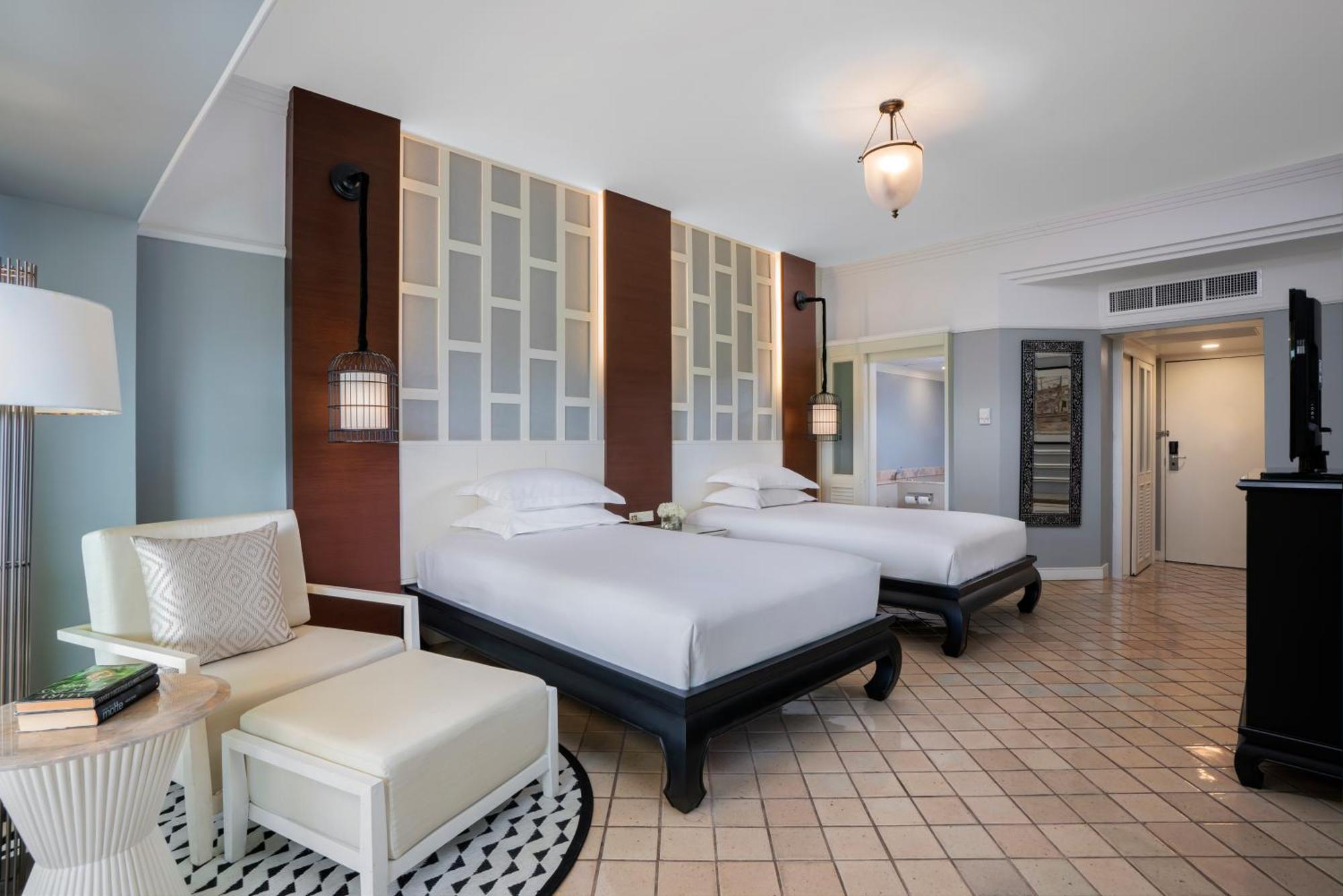 Pullman Phuket Beach 5*