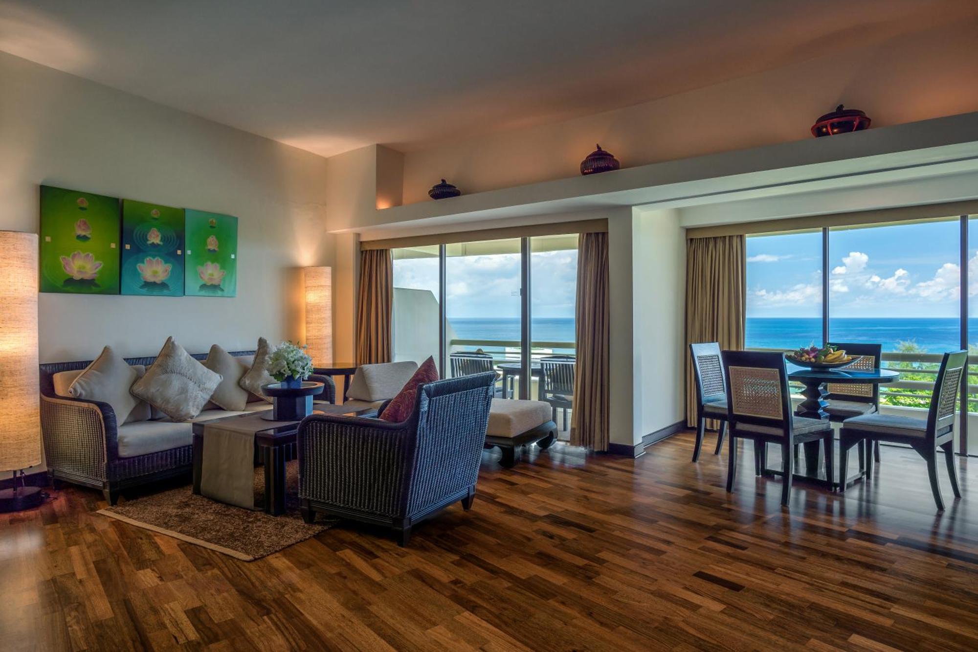 Pullman Phuket Beach Resort 5*