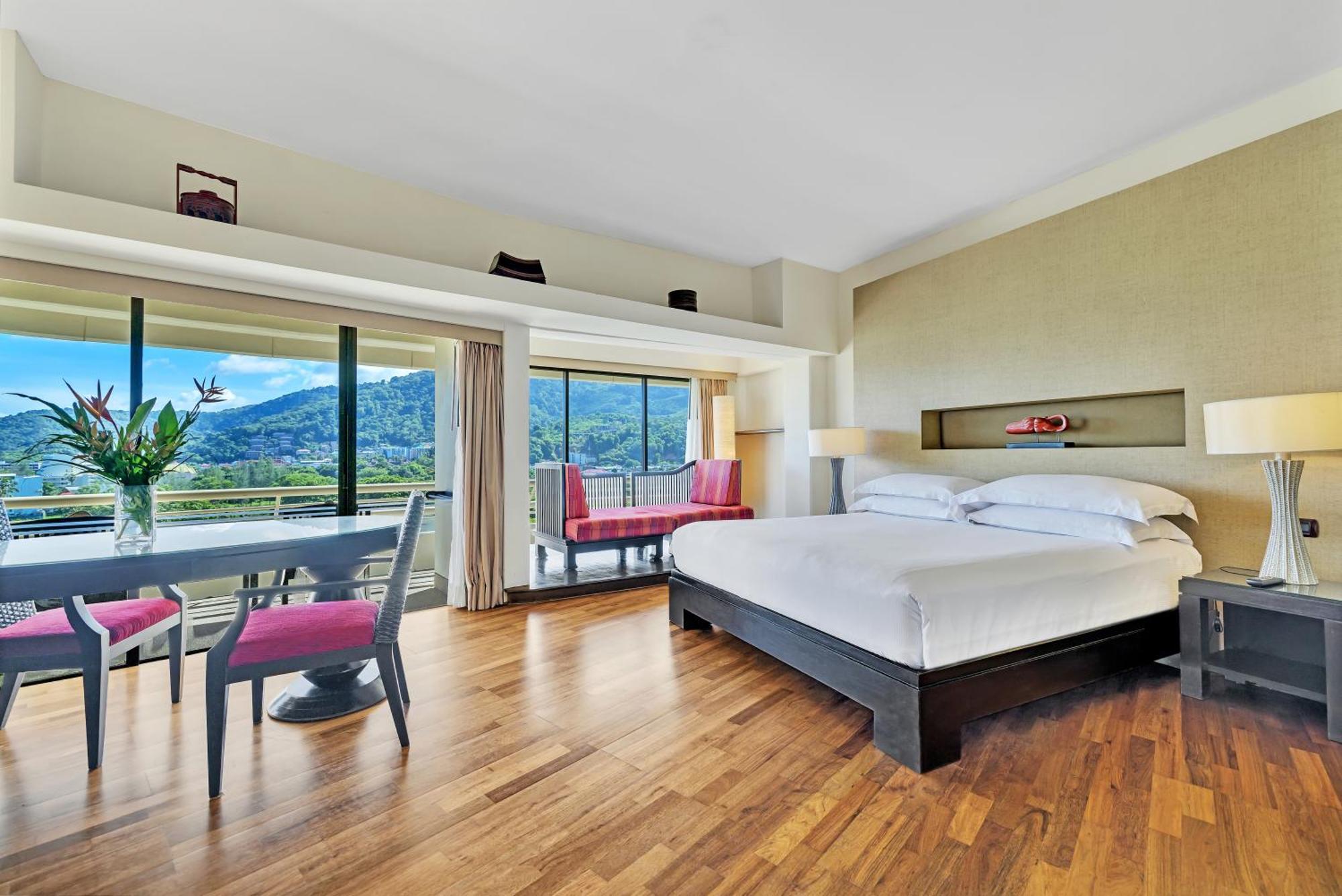 Pullman Phuket Beach Karon