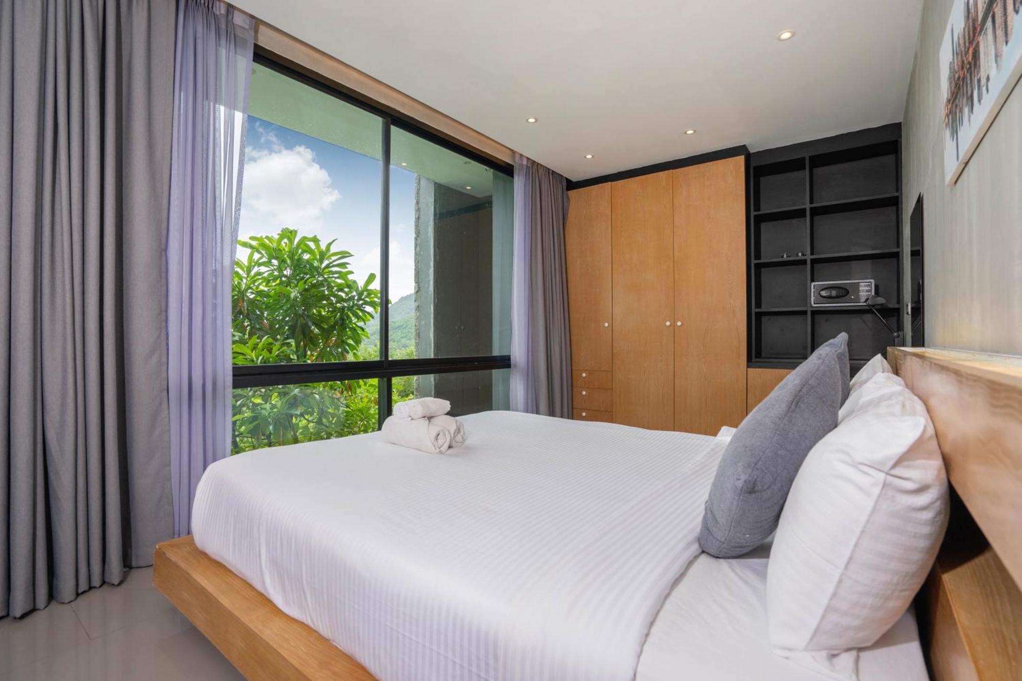 2br Pavilion Natural Park P13 *