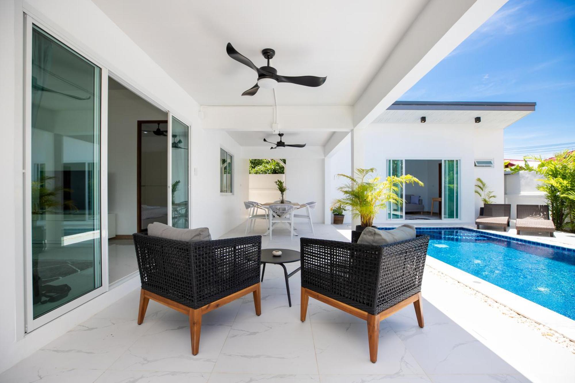 Private Pool *