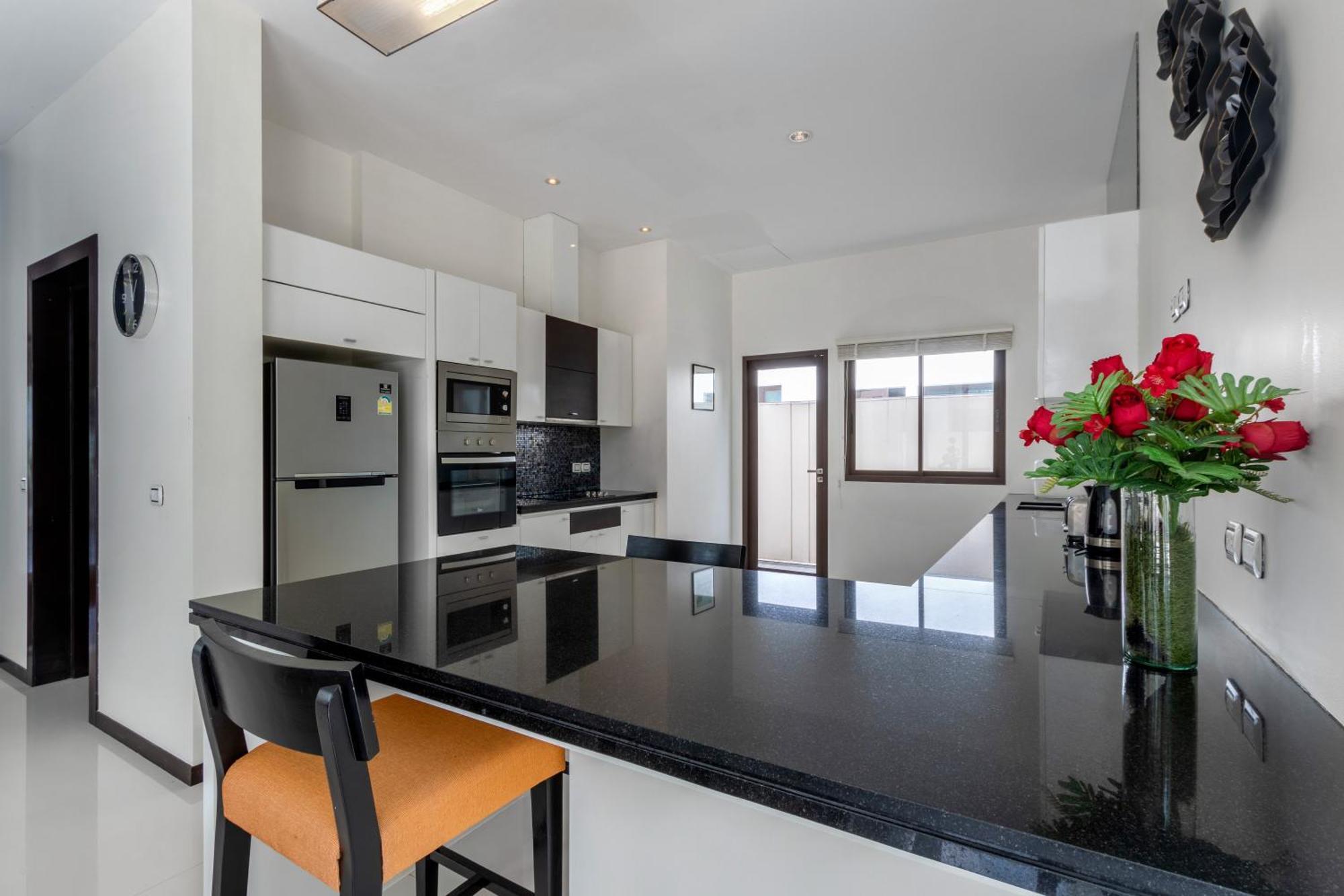 Kamala Villa: Spacious 2-bedroom With Private 13m Pool *