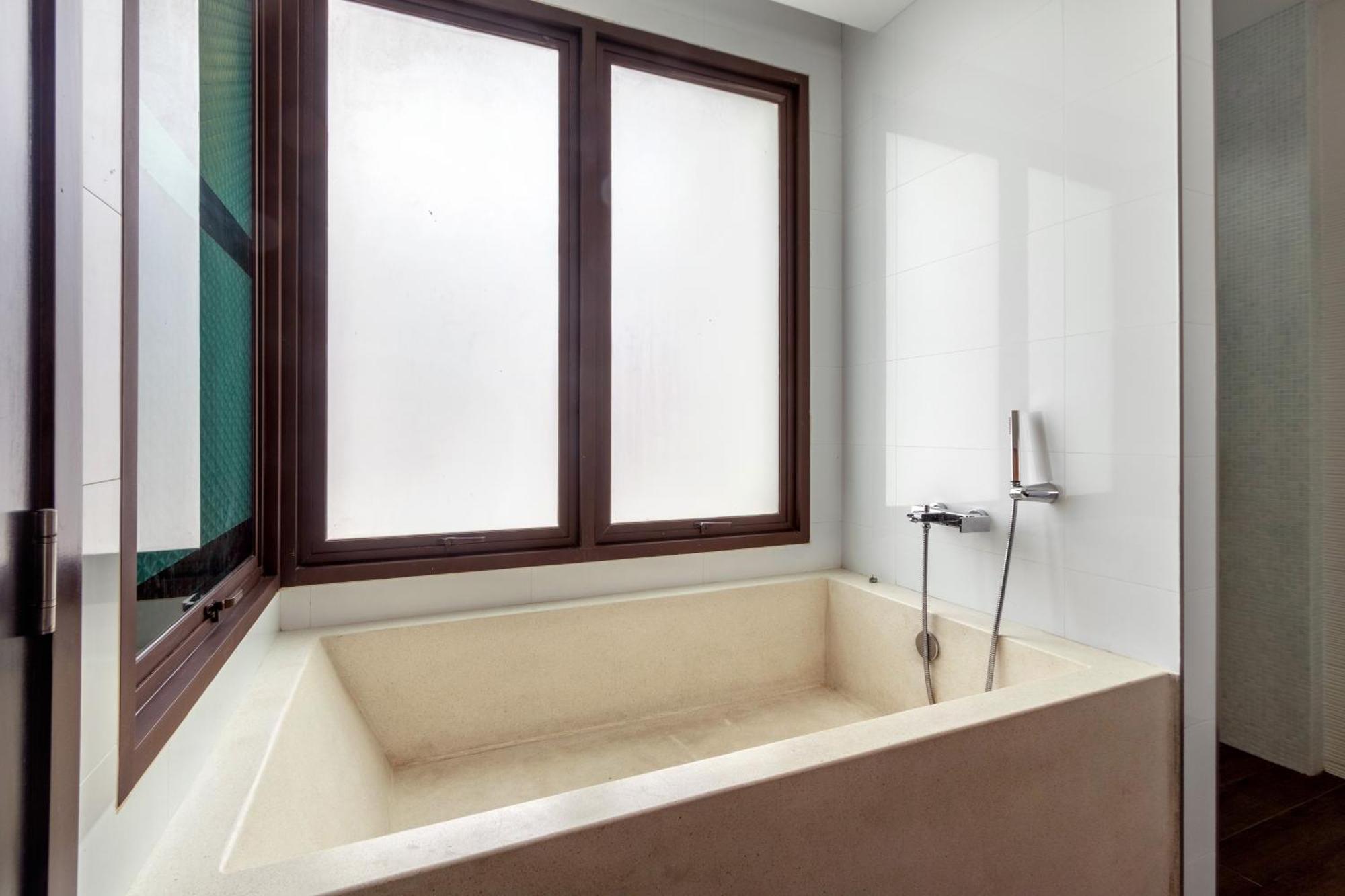 Villa Kamala Villa: Spacious 2-bedroom With Private 13m Pool