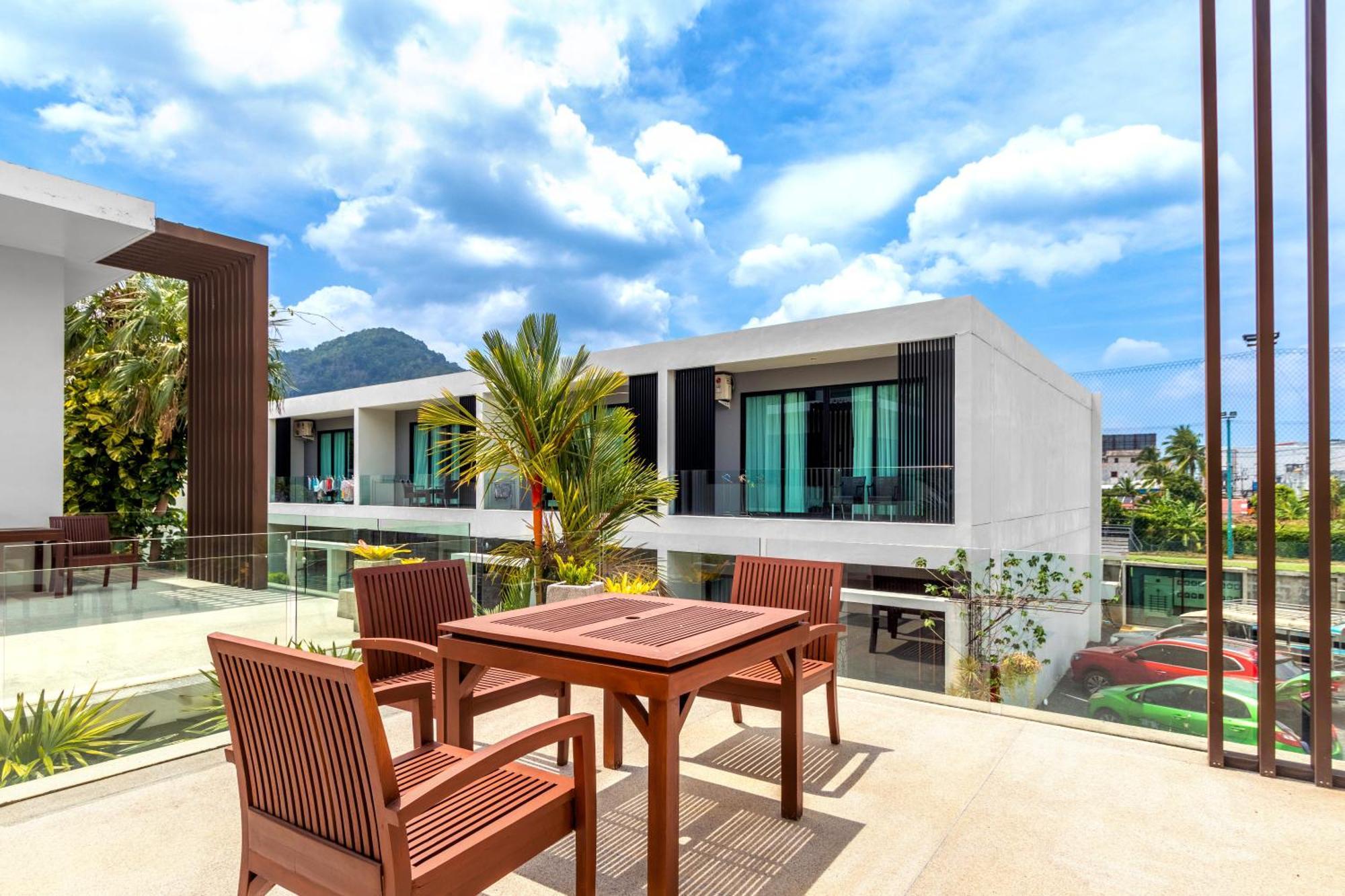 Kamala Villa: Spacious 2-bedroom With Private 13m Pool
