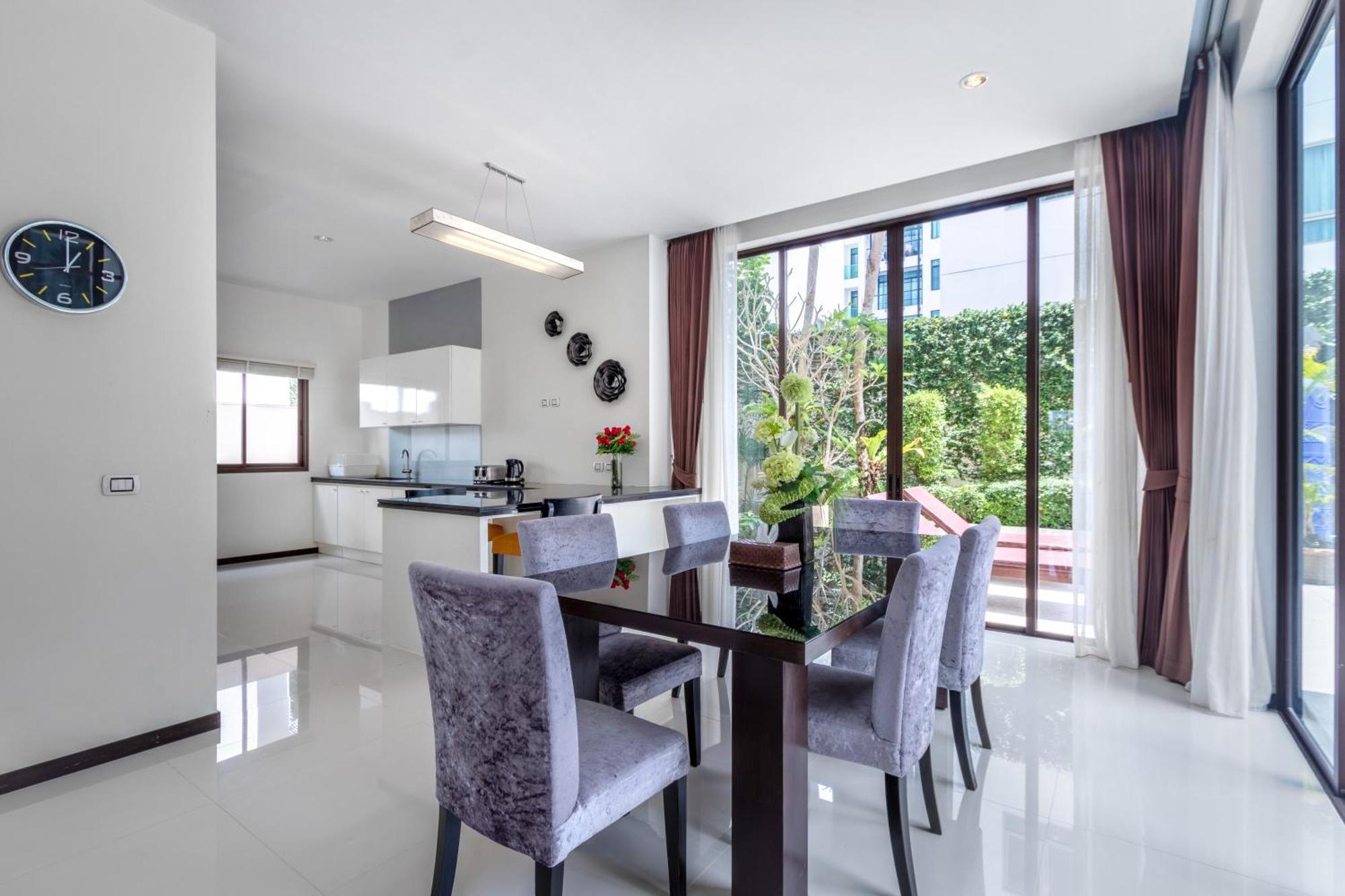 Kamala Villa: Spacious 2-bedroom With Private 13m Pool