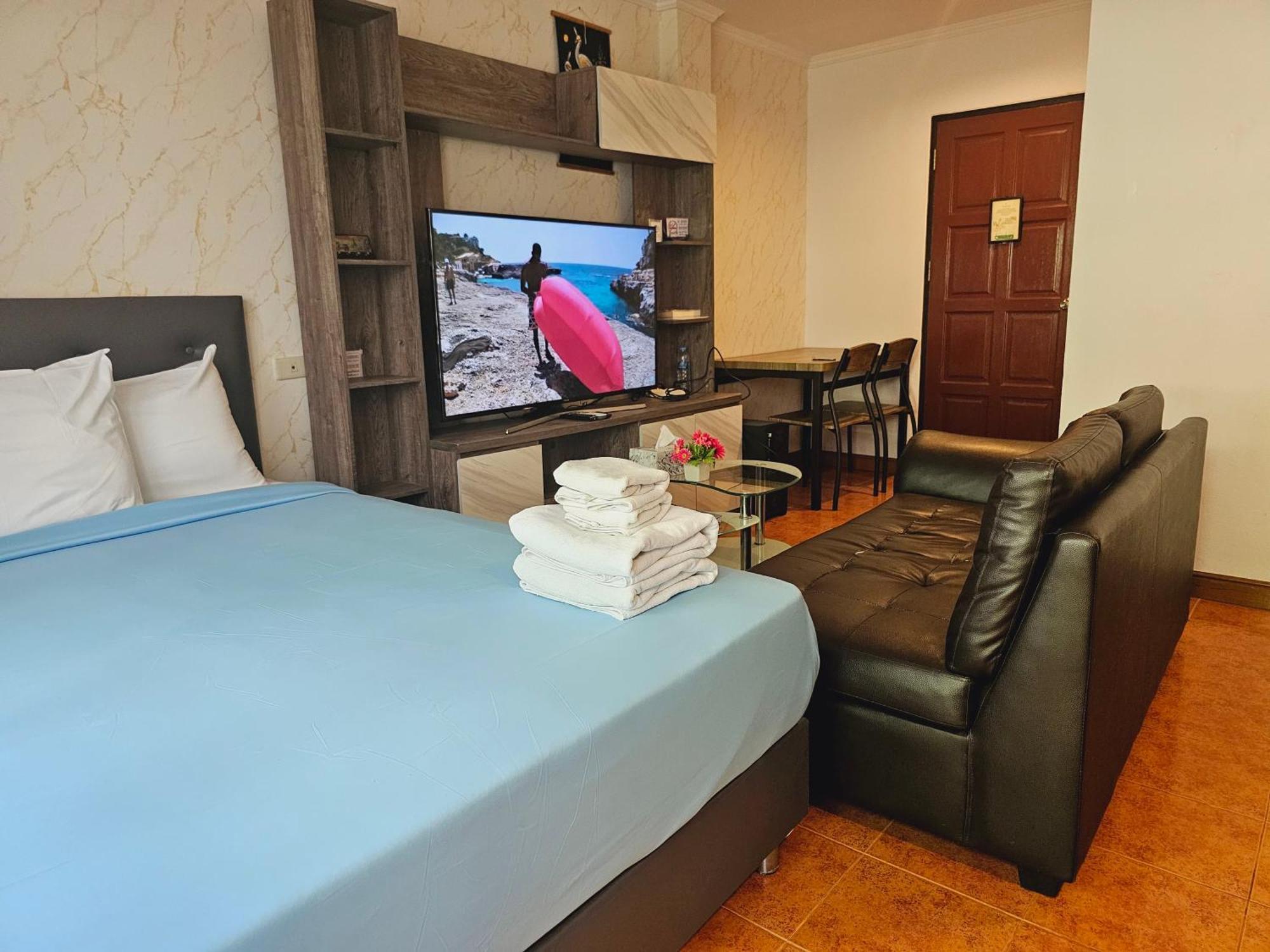 Hotel & Patong