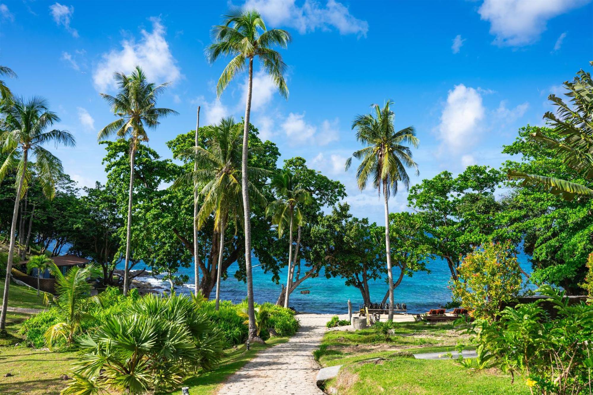 Ban Raya And Koh Racha Yai