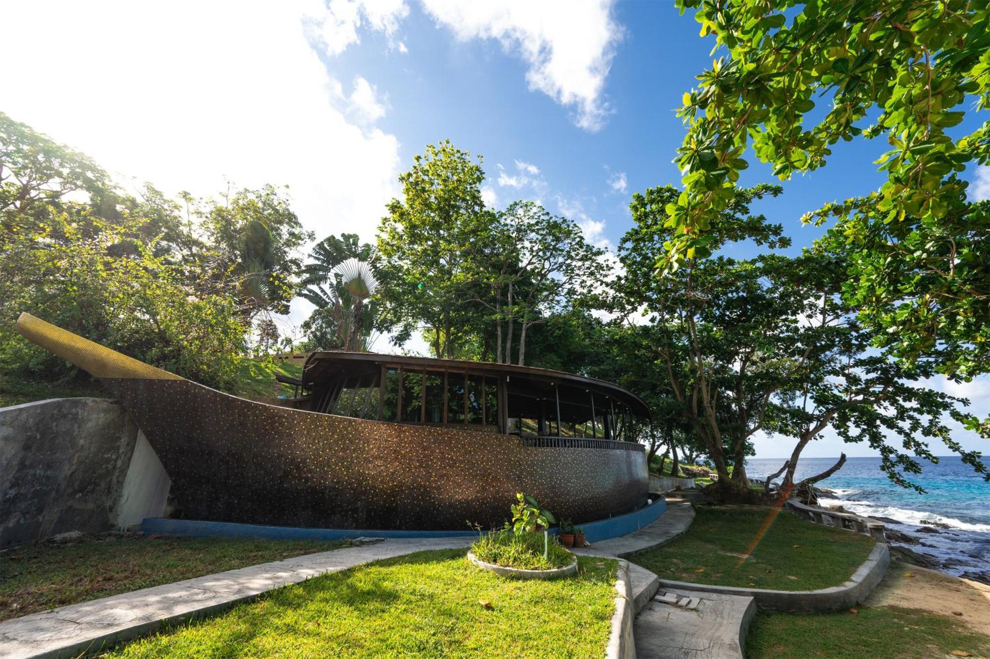 Ban Raya And Hotel Koh Racha Yai